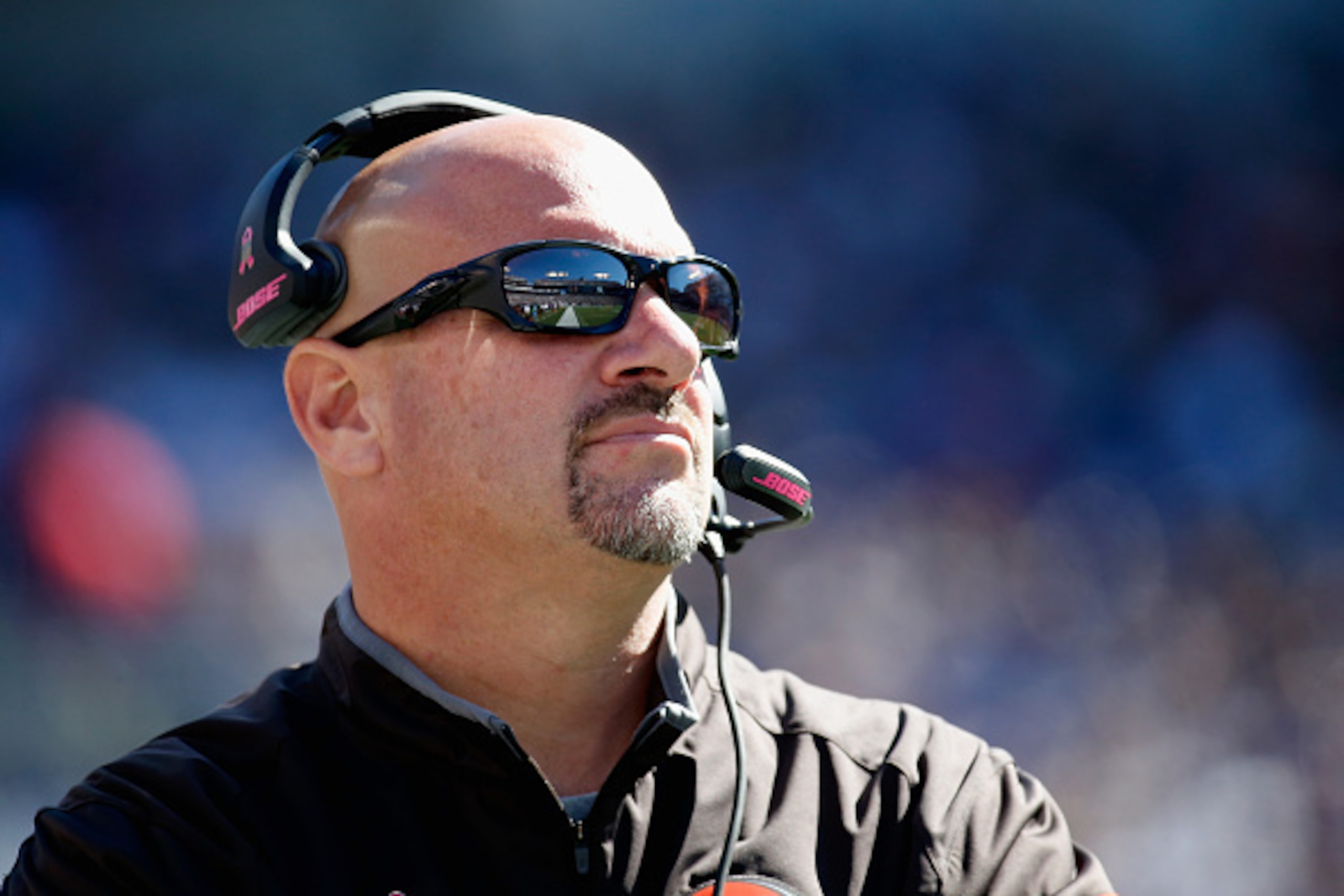 BALTIMORE, MD - OCTOBER 11:  Head coach Mike Pettine of the Cleveland Browns  looks on against the Baltimore Ravens at M&T Bank Stadium on October 11, 2015 in Baltimore, Maryland.  (Photo by Rob Carr/Getty Images)