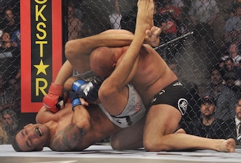 Fabricio Werdum (left) and Fedor Emelianenko