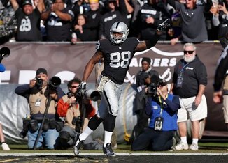 Clive Walford continues to see his usage skyrocket in Oakland.