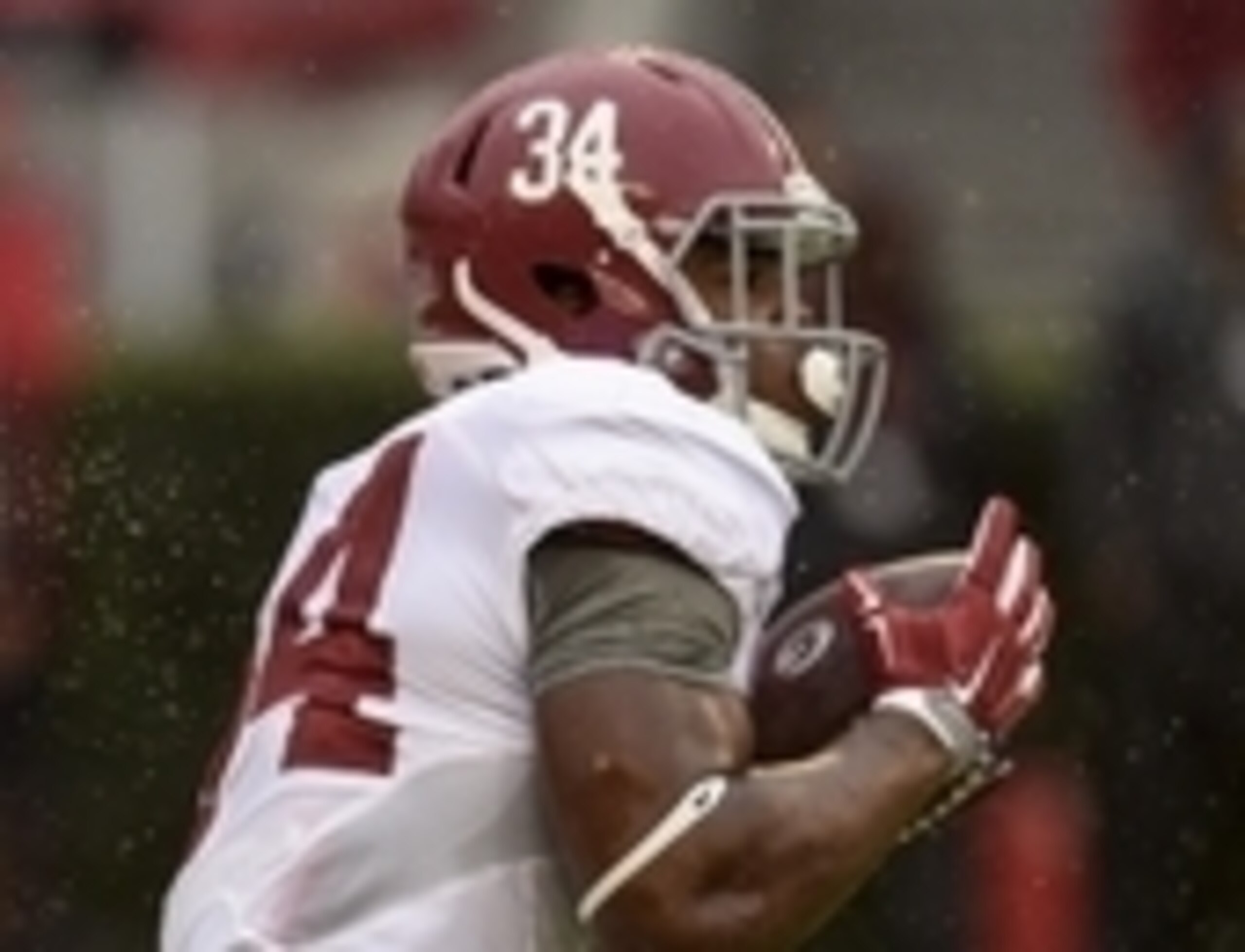 Alabama will be looking for either Damien Harris or Bo Scarbrough to step up in Kenyan Drake's absence.