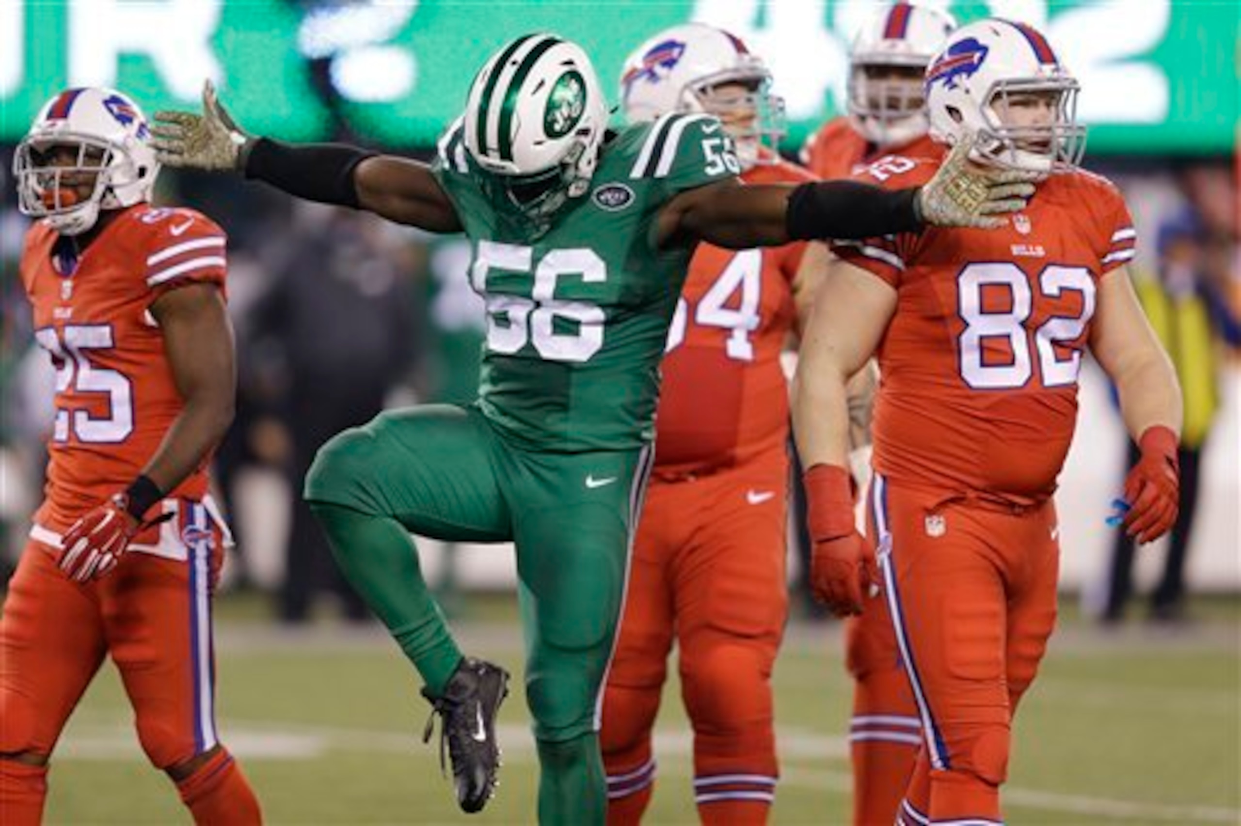 Demario Davis celebrates a tackle.