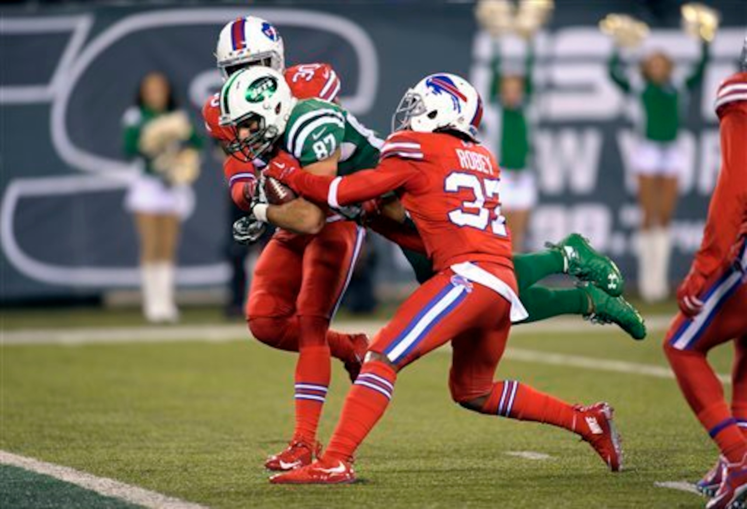 Eric Decker fights for a touchdown against the Buffalo Bills.