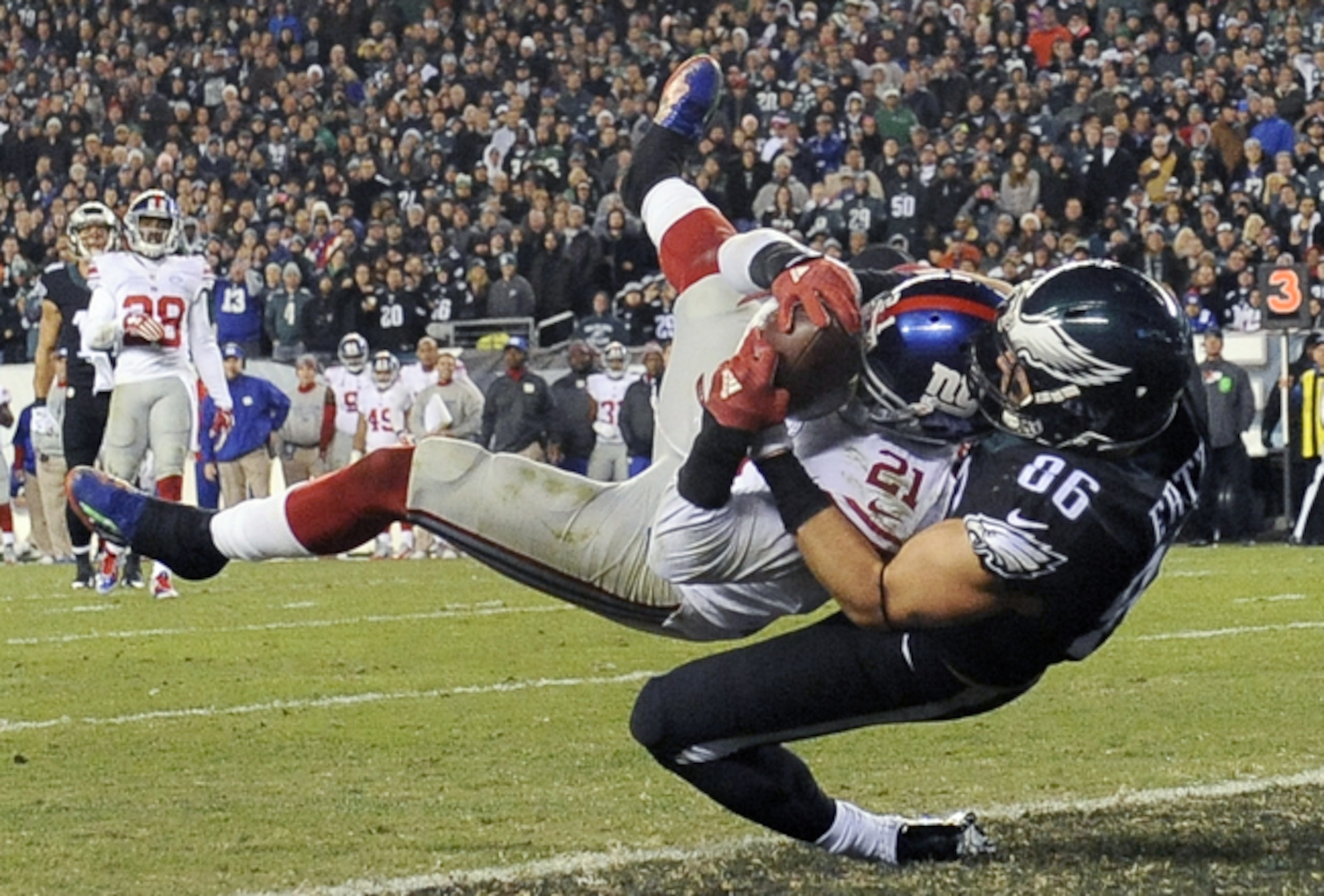 The Eagles-Giants Week 17 game could determine the NFC East champion.