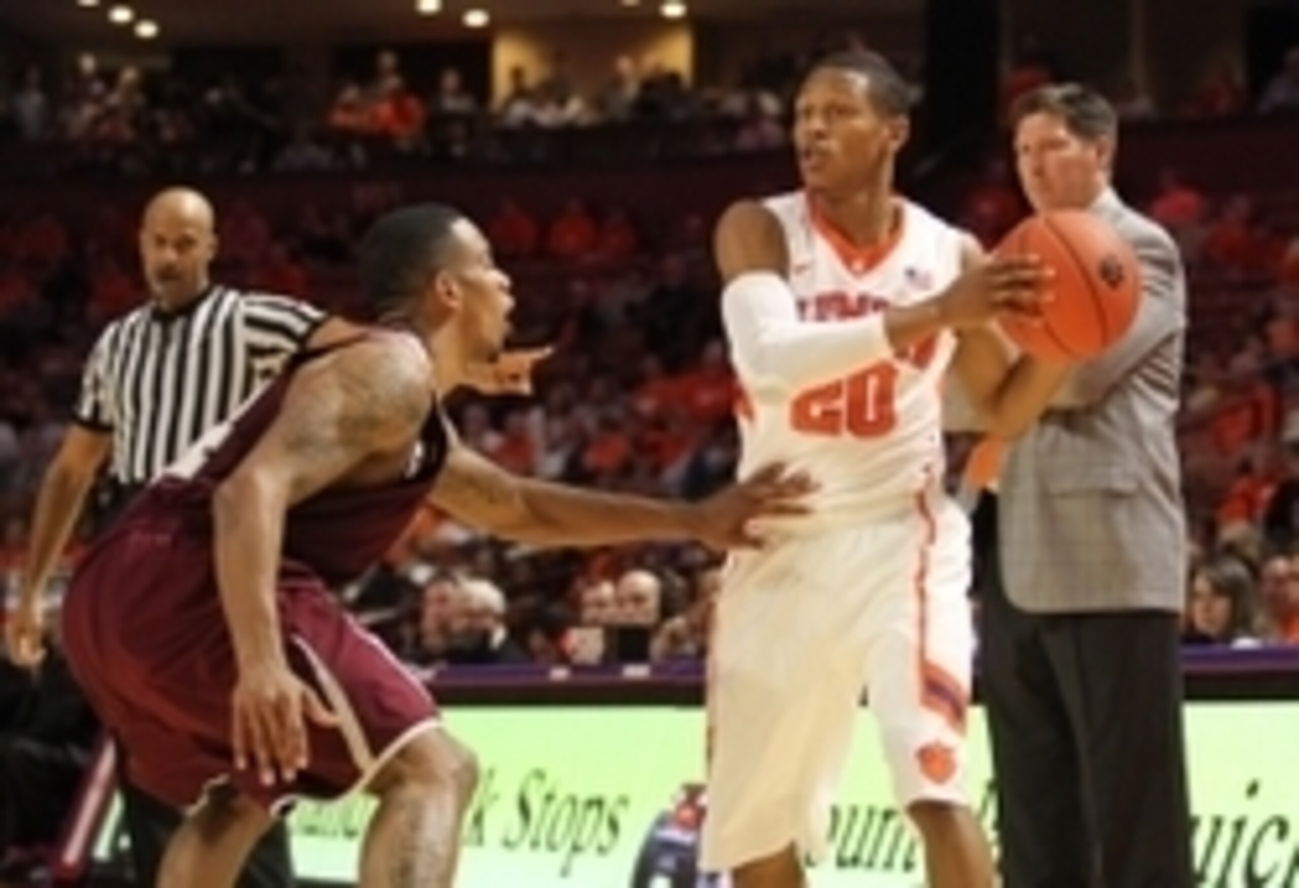 Jordan Roper (right)
