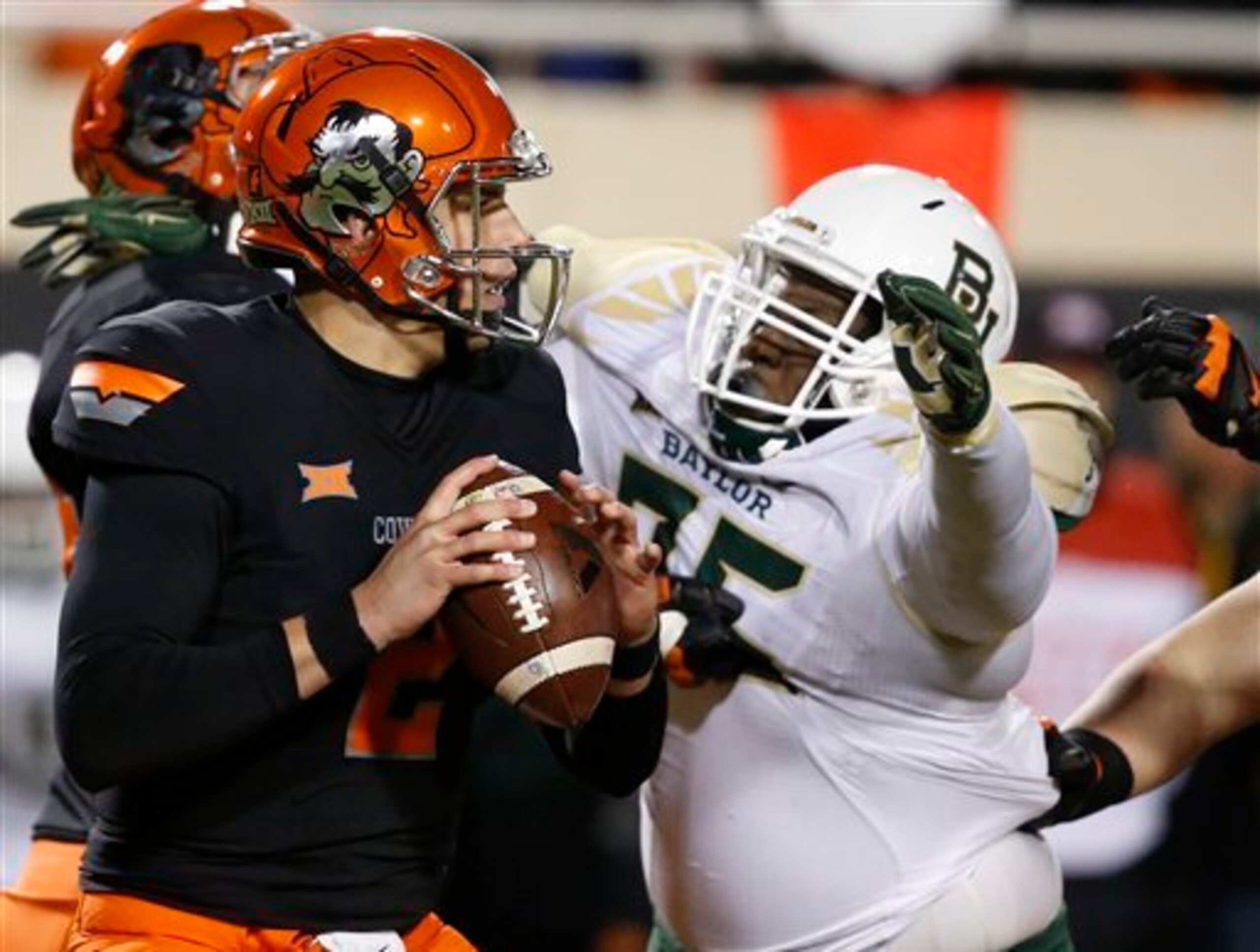 Baylor DT Andrew Billings (right) Baylor DT Andrew Billings (right)
