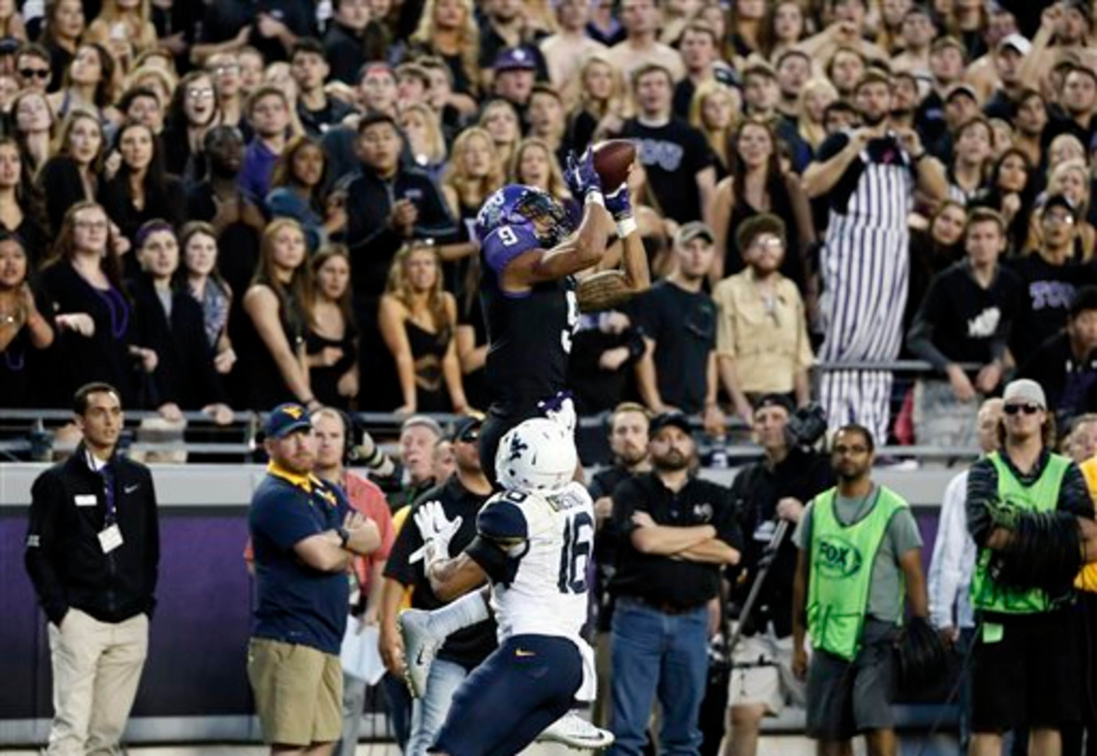 Doctson should be ready to rock after dealing with a broken wrist late in the season.