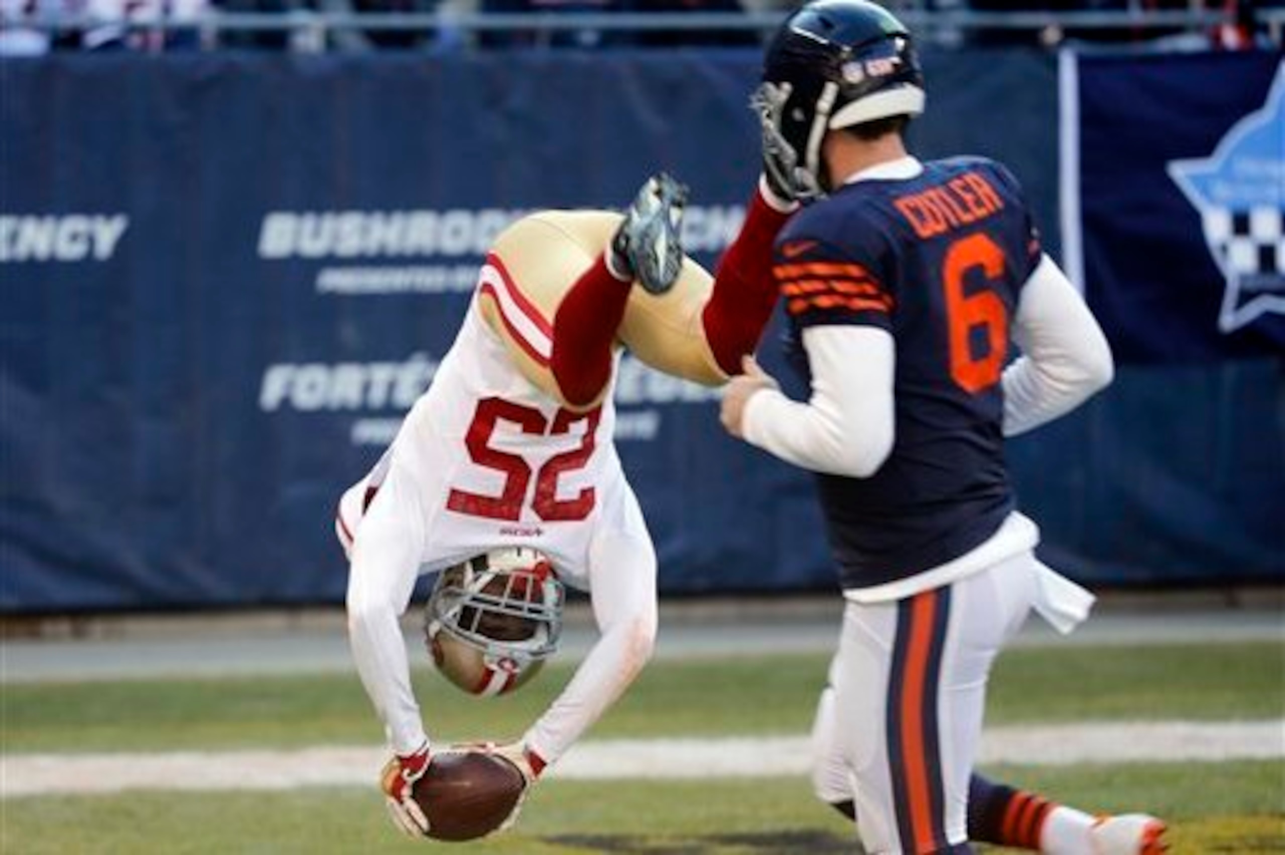 Defensive back Jimmie Ward's pick-six touchdown gave the 49ers their first first-quarter touchdown of the season.