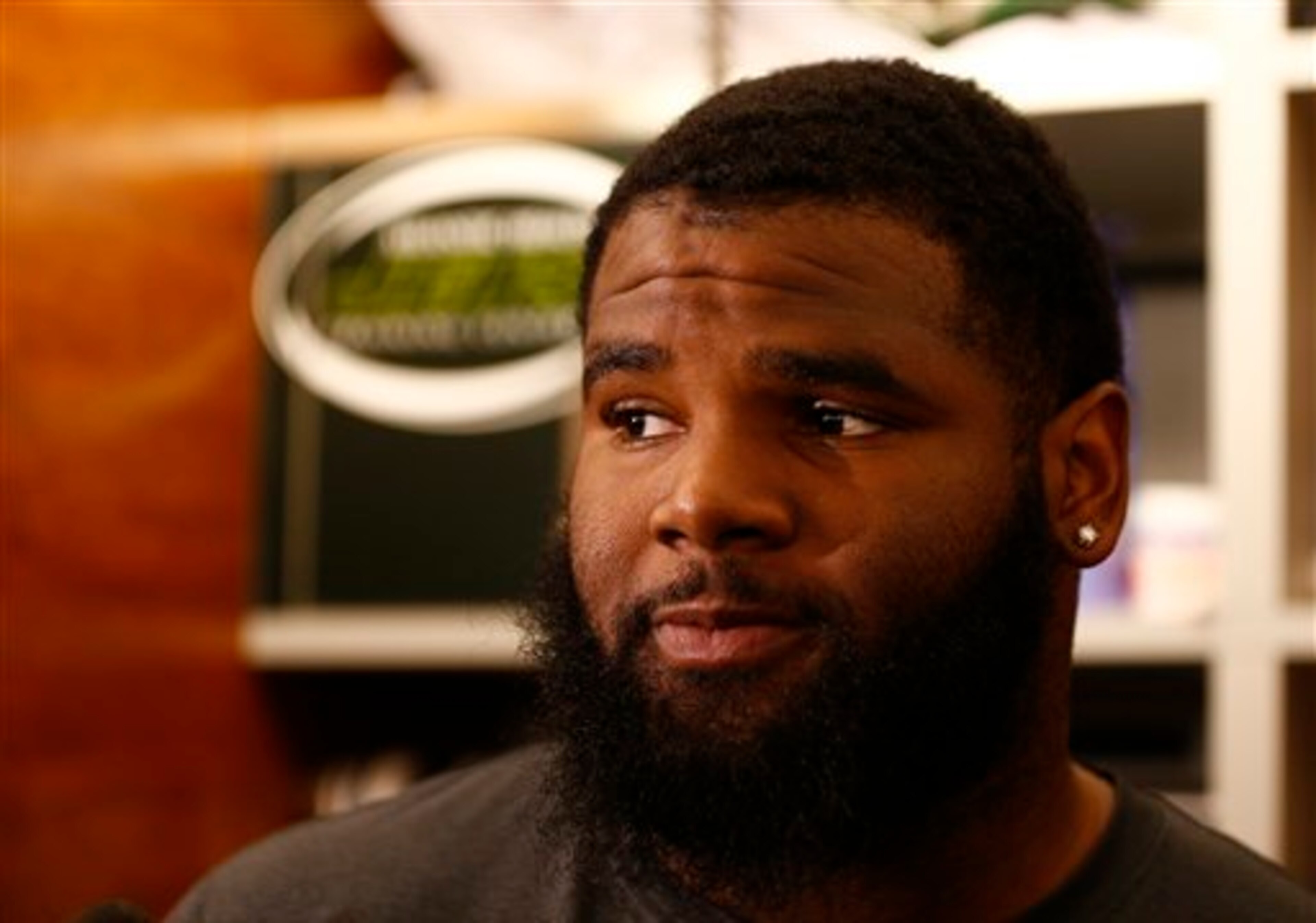 Sheldon Richardson speaks to the media.