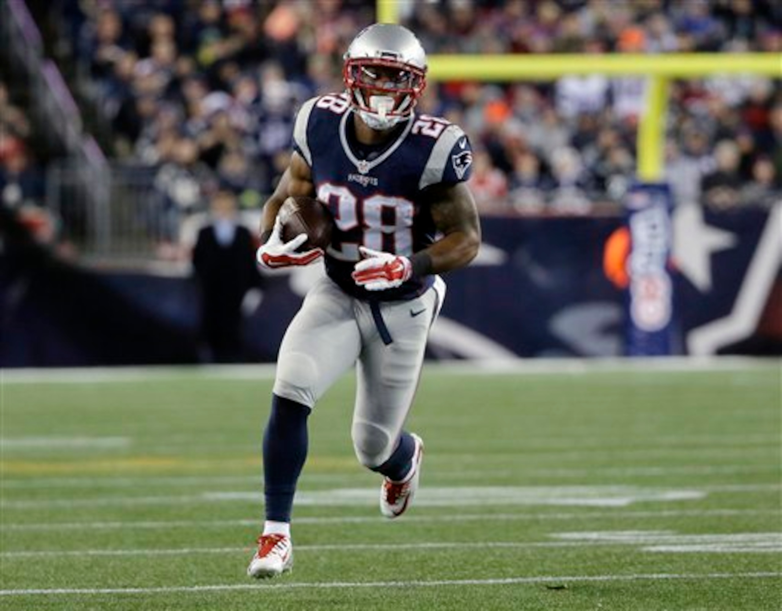 James White has assumed the Dion Lewis role in New England. James White has assumed the Dion Lewis role in New England.