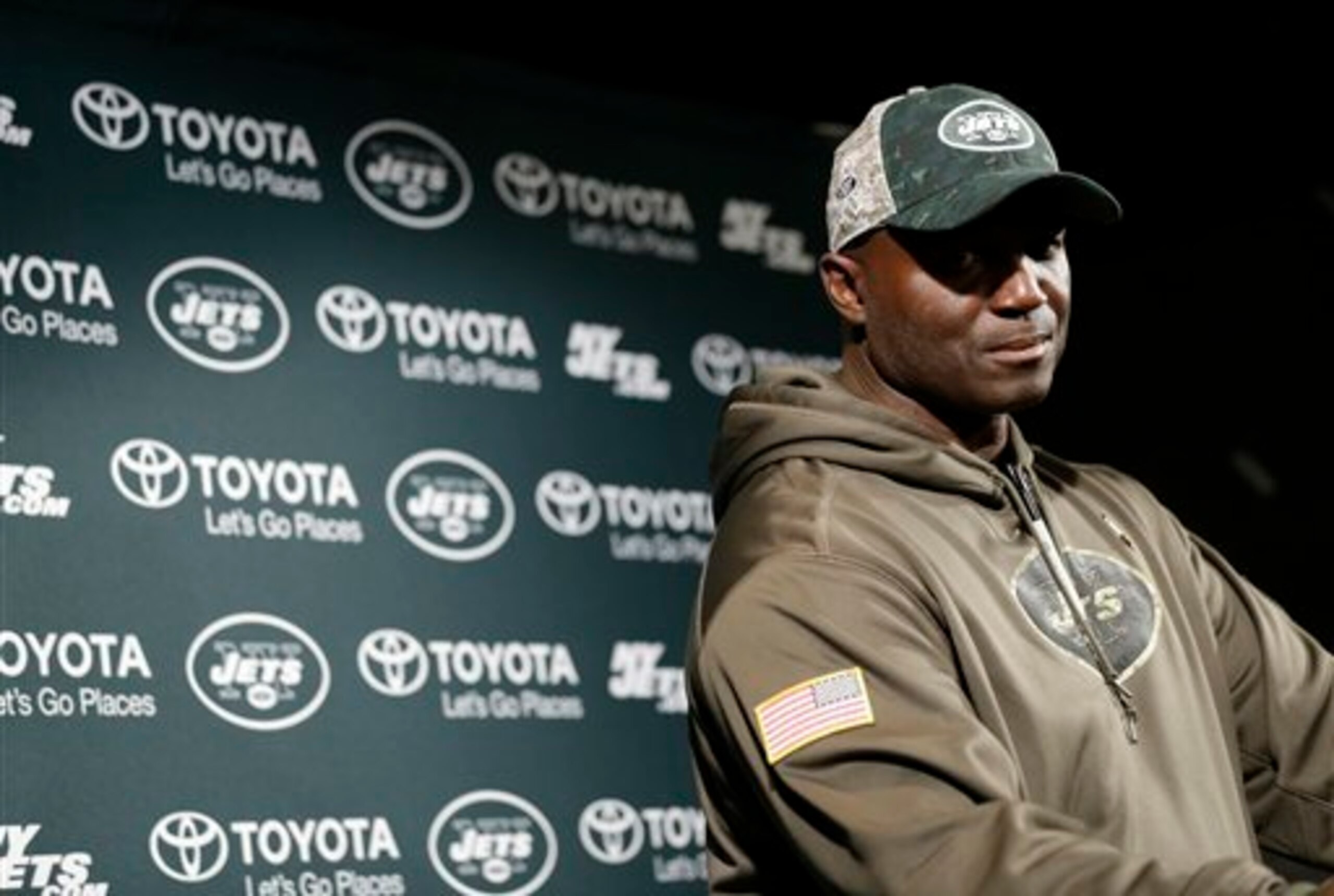 Jets coach Todd Bowles addresses the media.