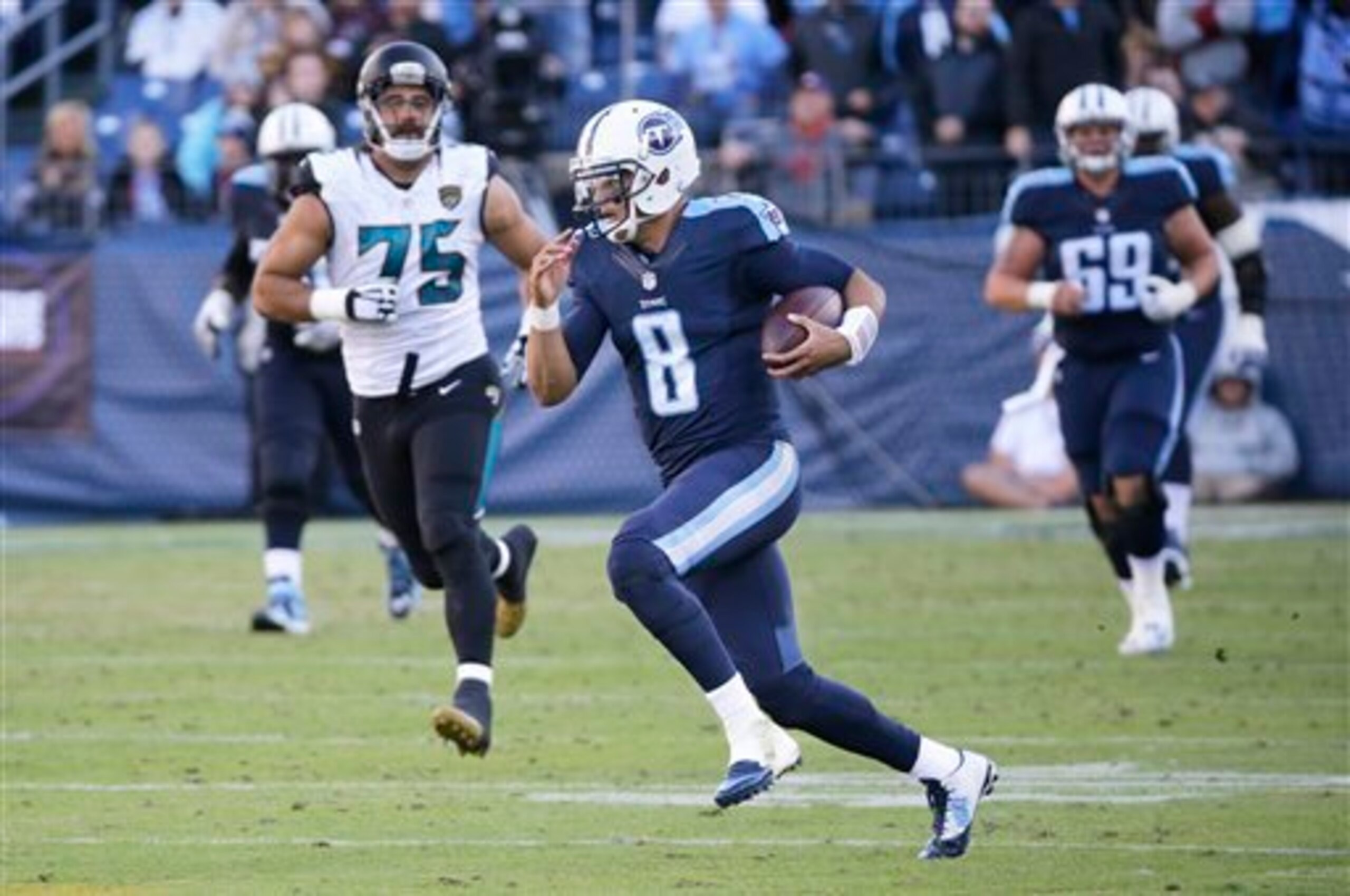 Marcus Mariota isn't the rookie quarterback to start this week.
