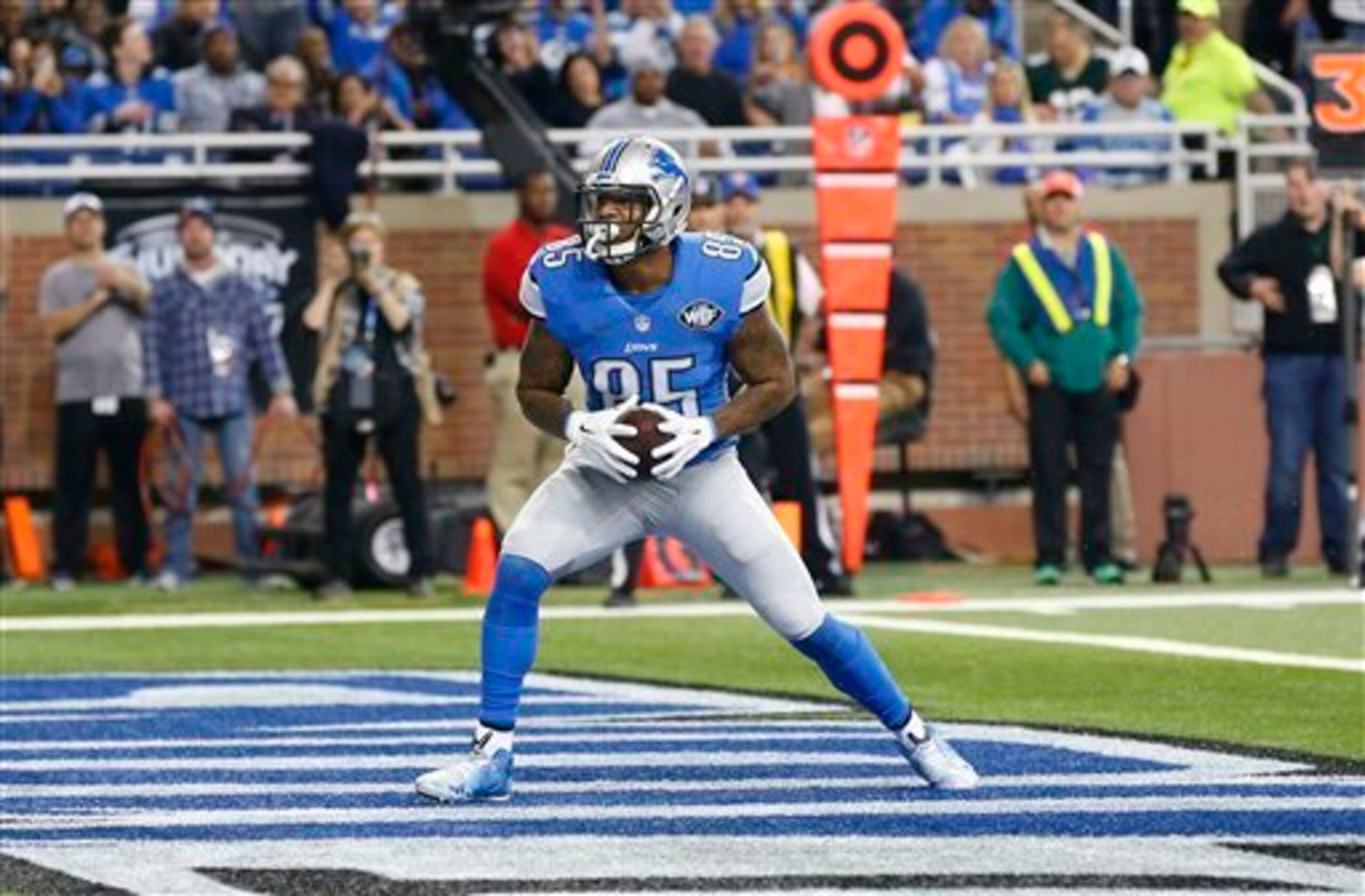 Eric Ebron is about to see his usage rate go up.