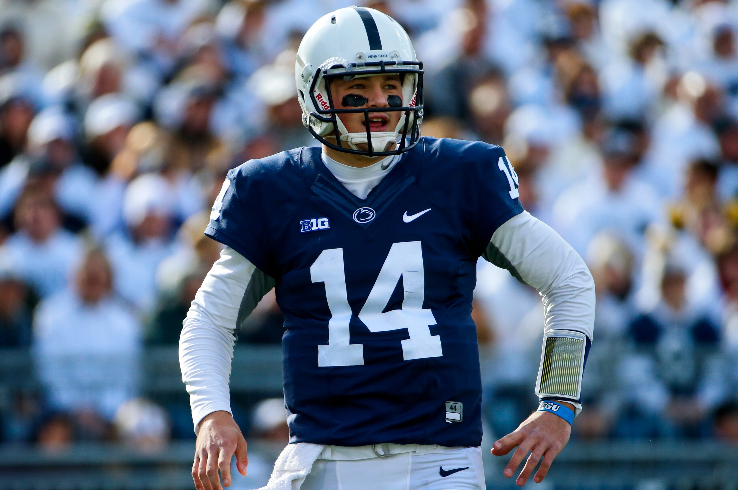Christian Hackenberg has talent but not the numbers in Penn State's offense.