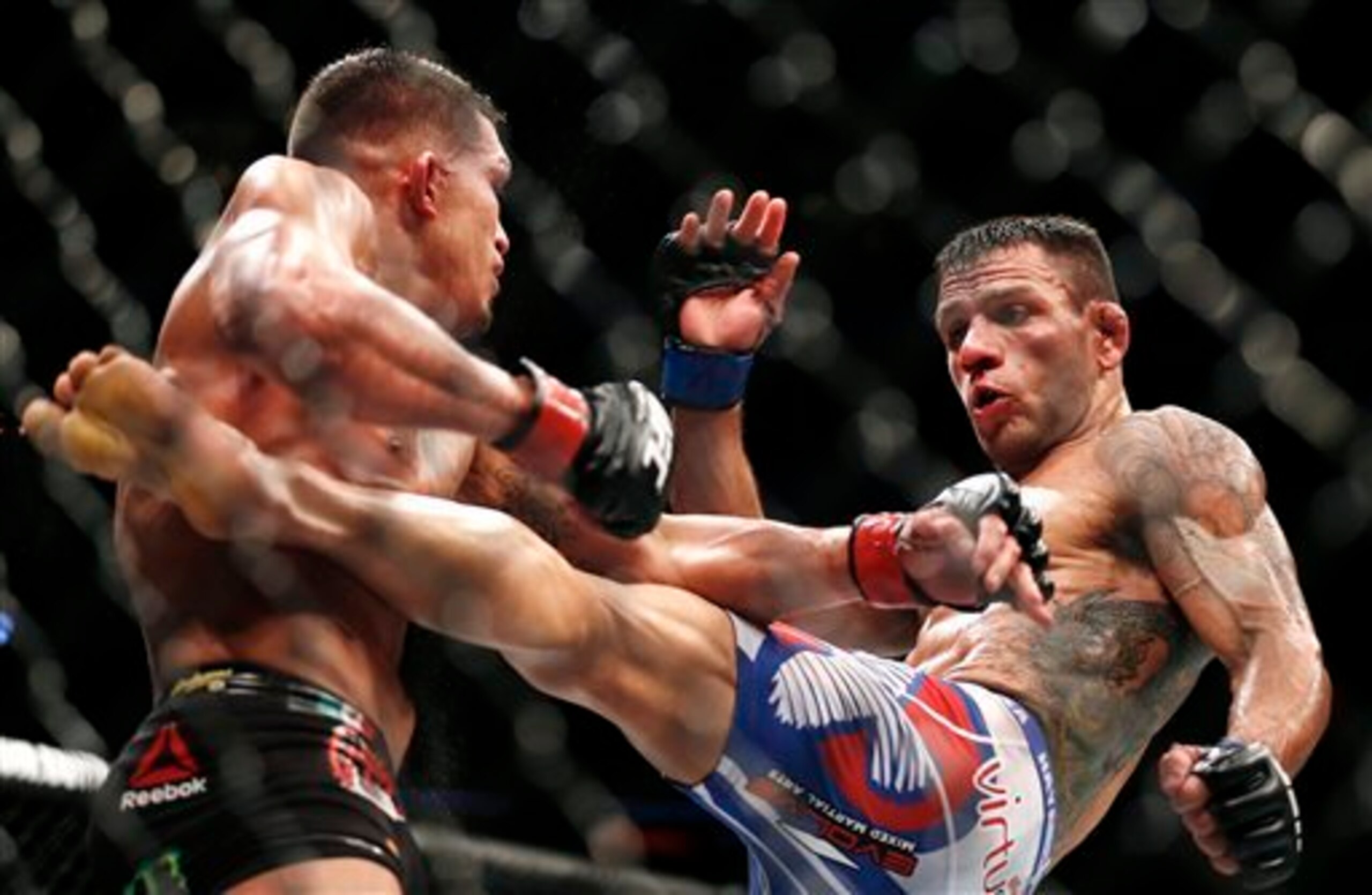 Rafael dos Anjos (right)