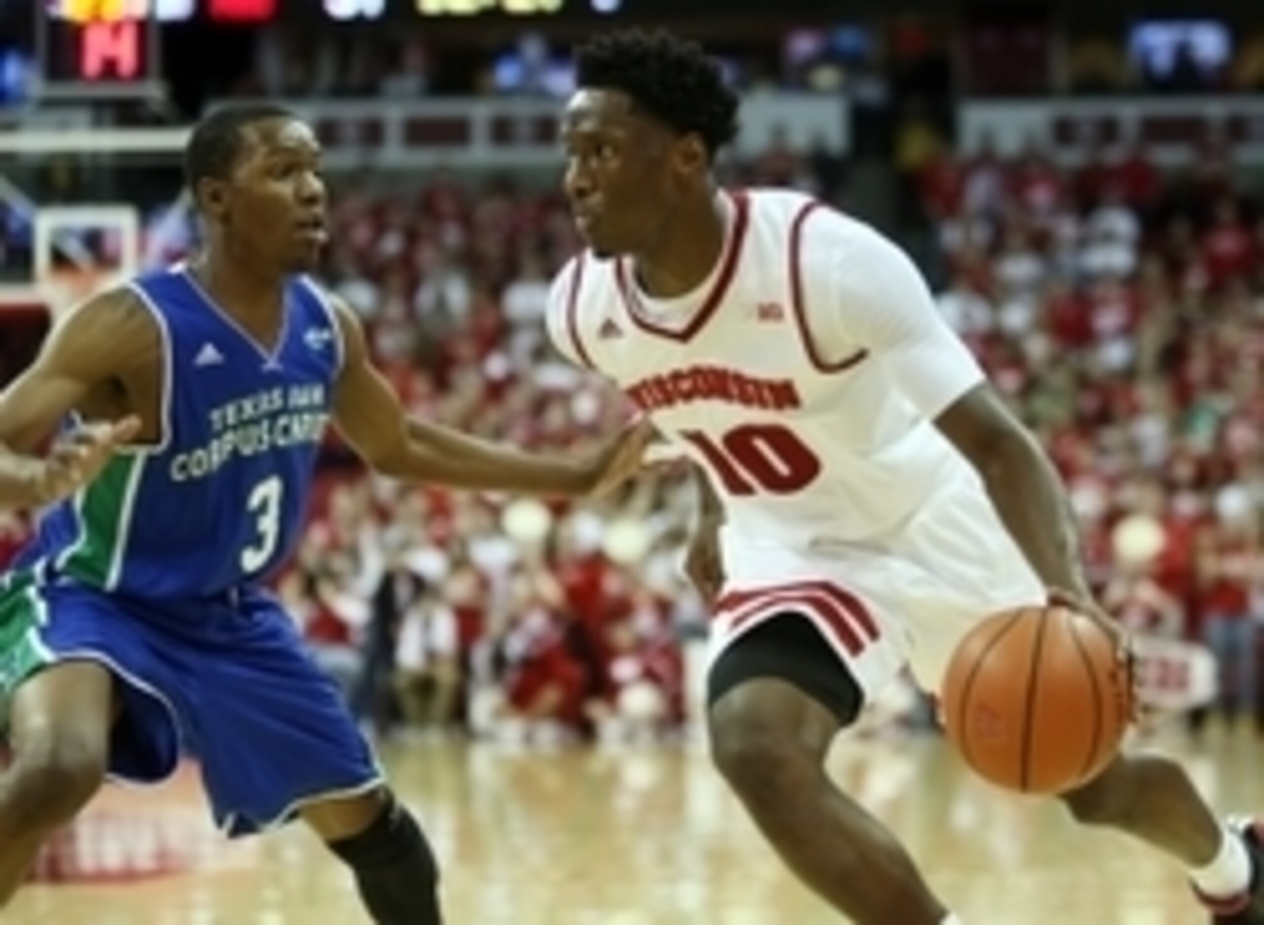 Nigel Hayes (right)