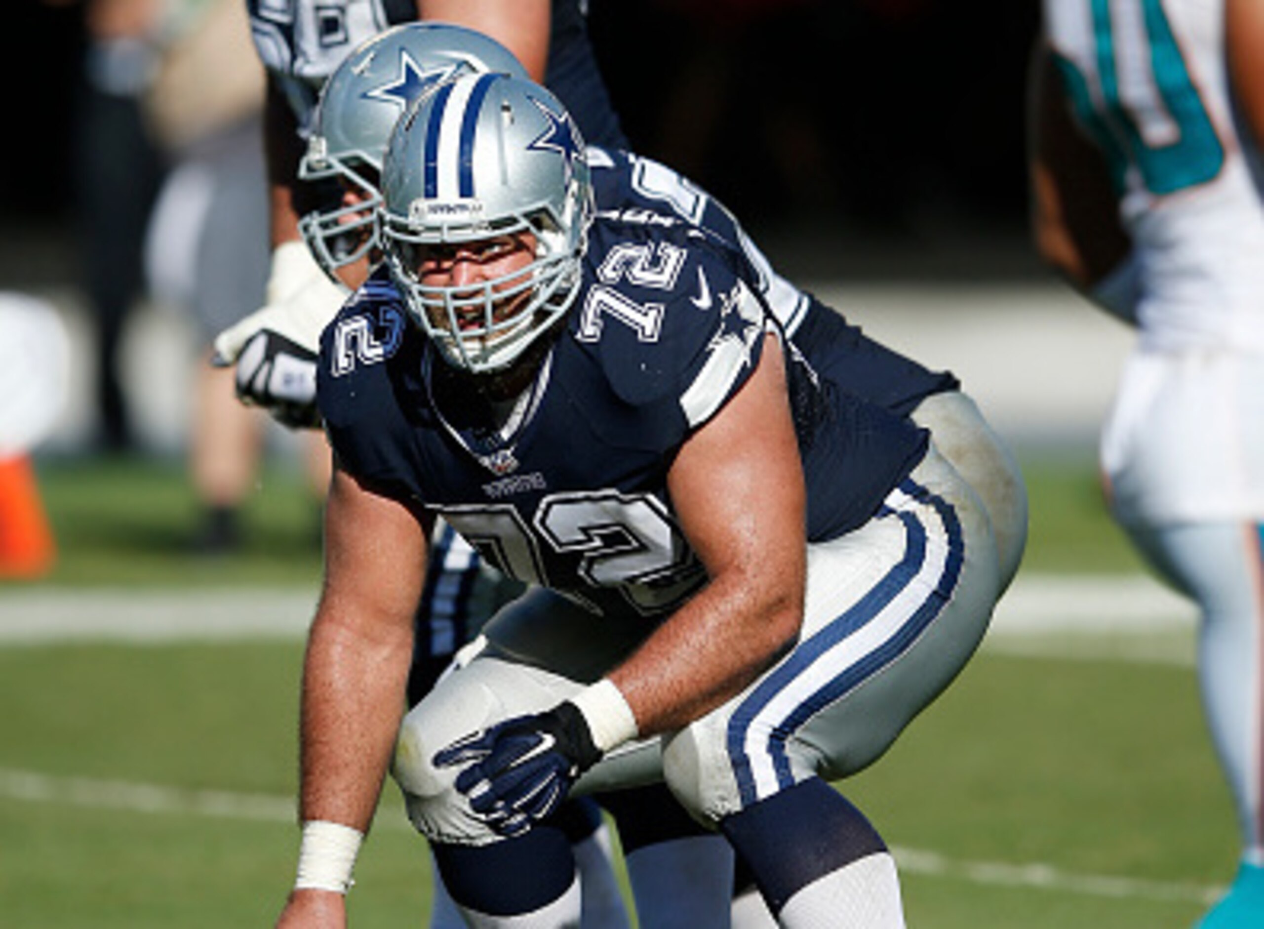 MIAMI GARDENS, FL - NOVEMBER 22: Travis Frederick #72 of the Dallas Cowboys in action against the Miami Dolphins during the game at Sun Life Stadium on November 22, 2015 in Miami Gardens, Florida. Dallas defeated Miami 24-14. (Photo by Joe Robbins/Getty I