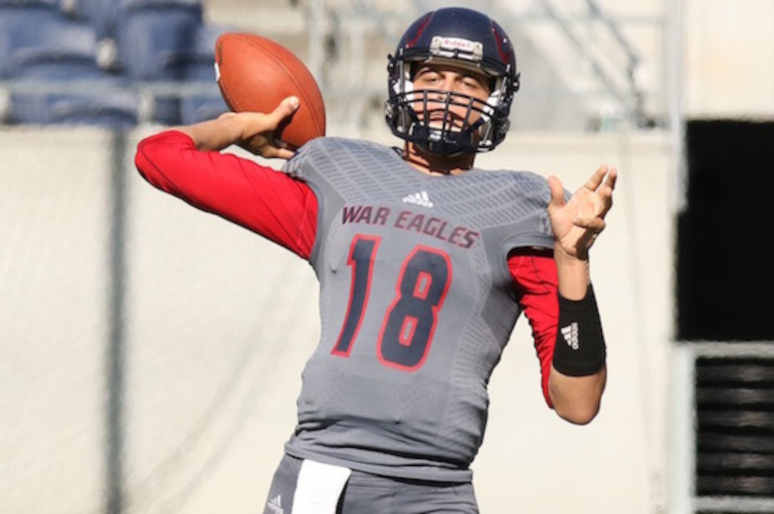 Former LSU commit Feleipe Franks gives the Gators a promising young passer.