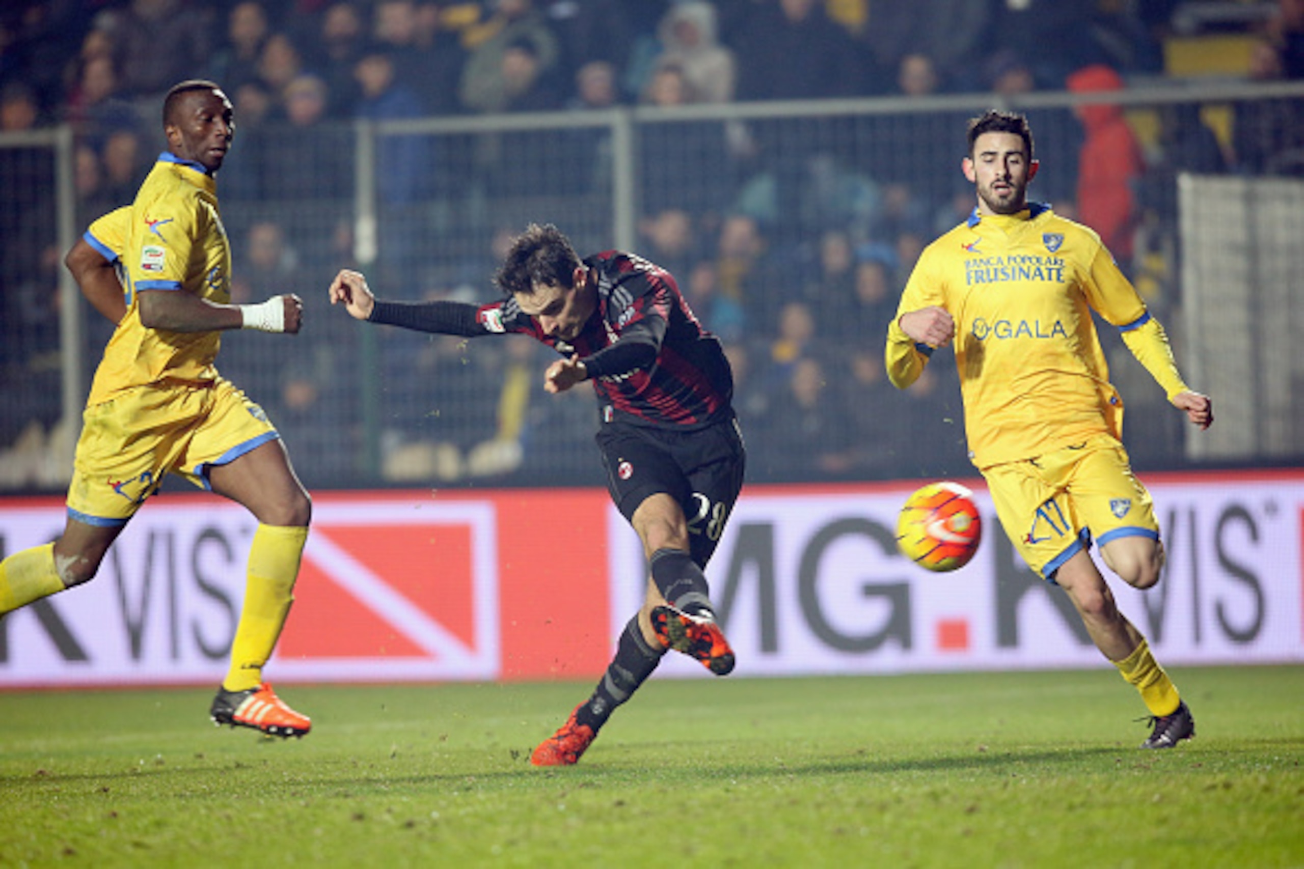 Giacomo Bonaventura cannot shoulder the burden of creating chances alone.