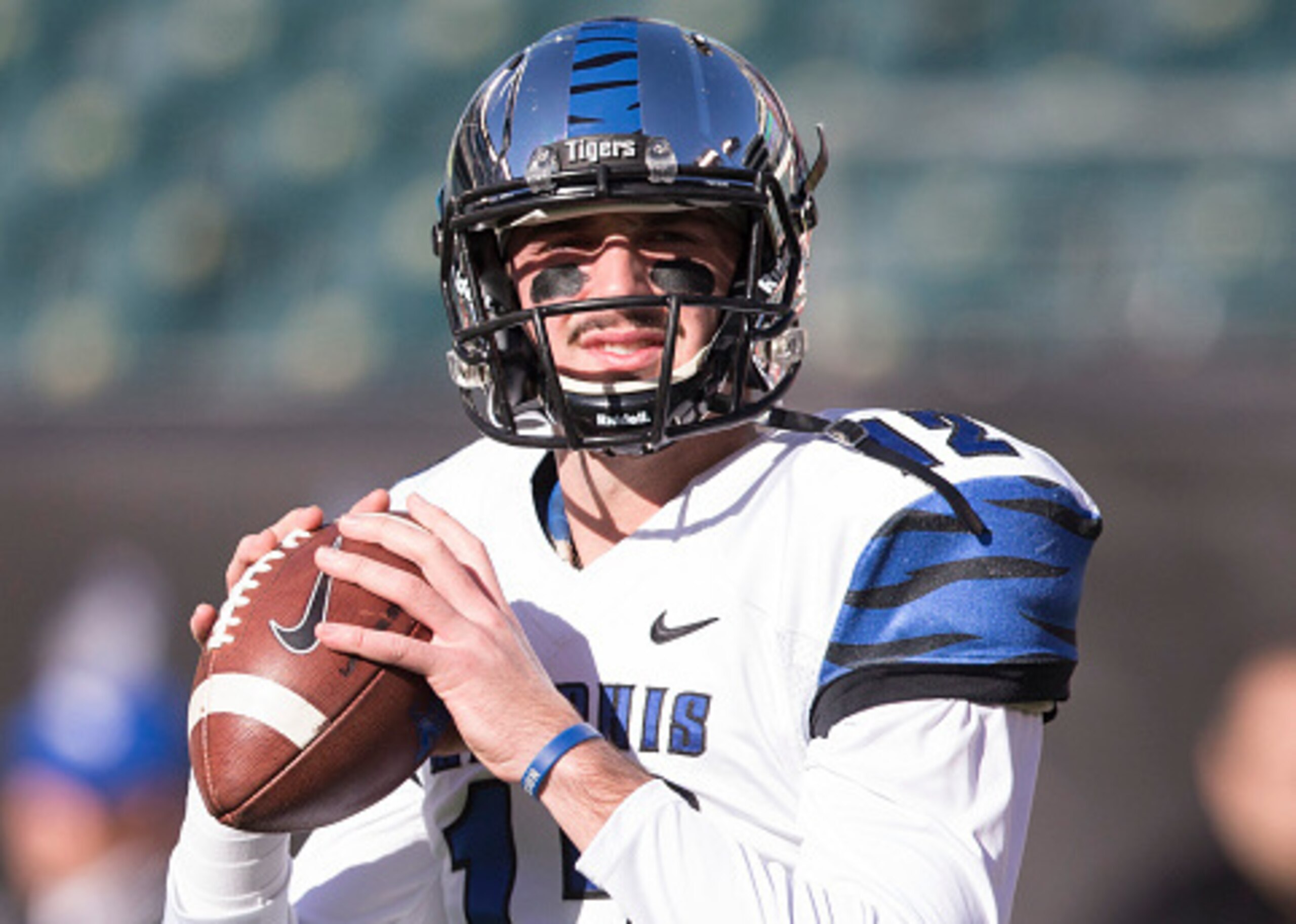 Memphis QB Paxton Lynch
