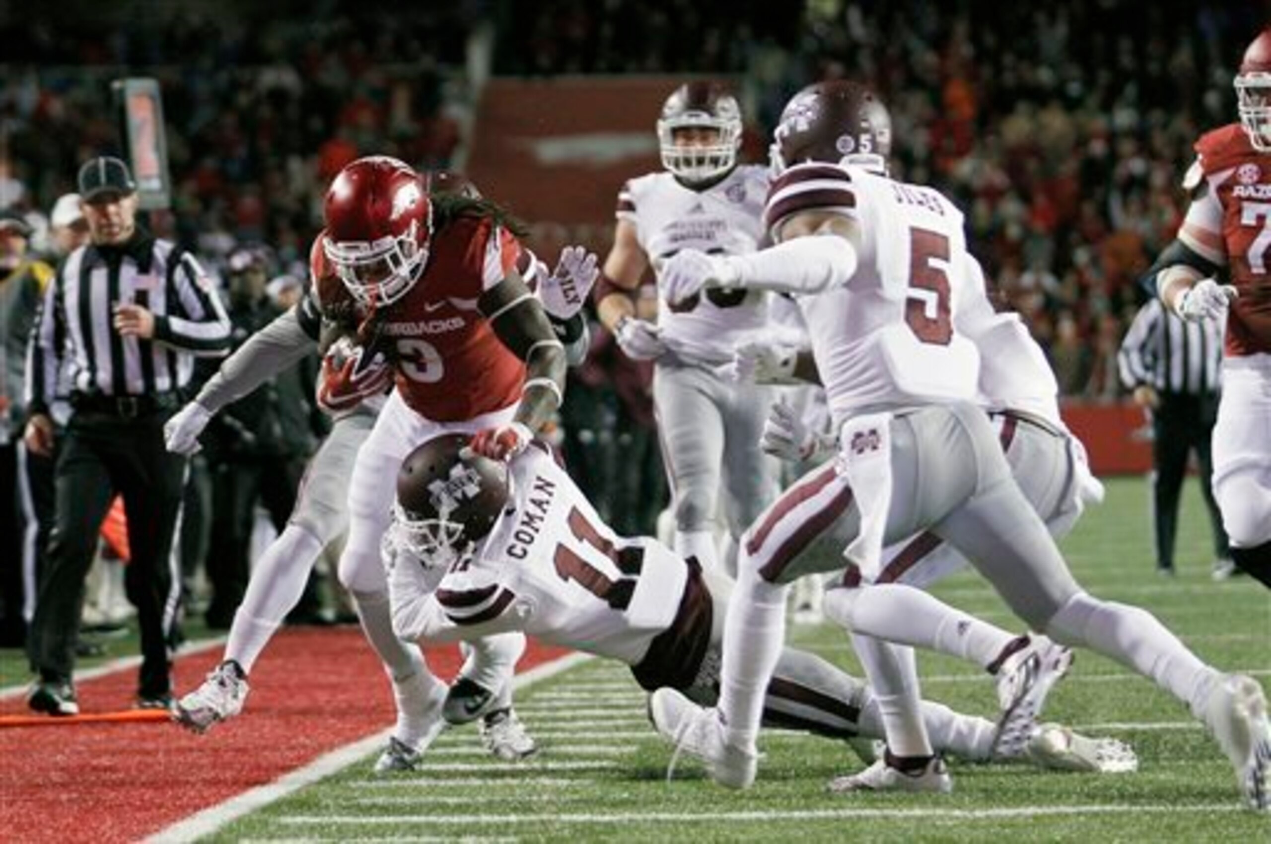 Alex Collins carried a big backfield load for Arkansas this season.