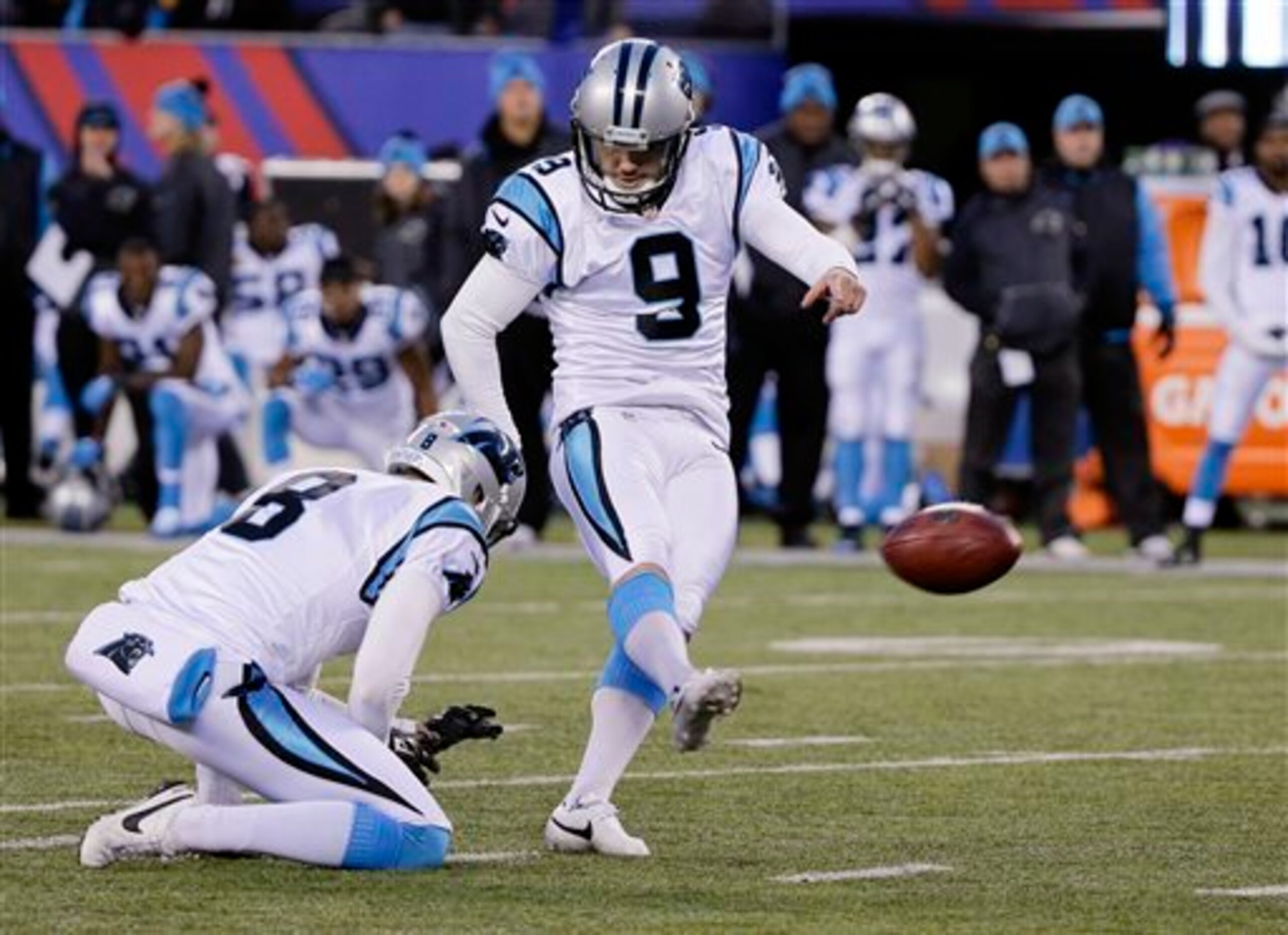 Carolina beat New York on a last-second field goal.