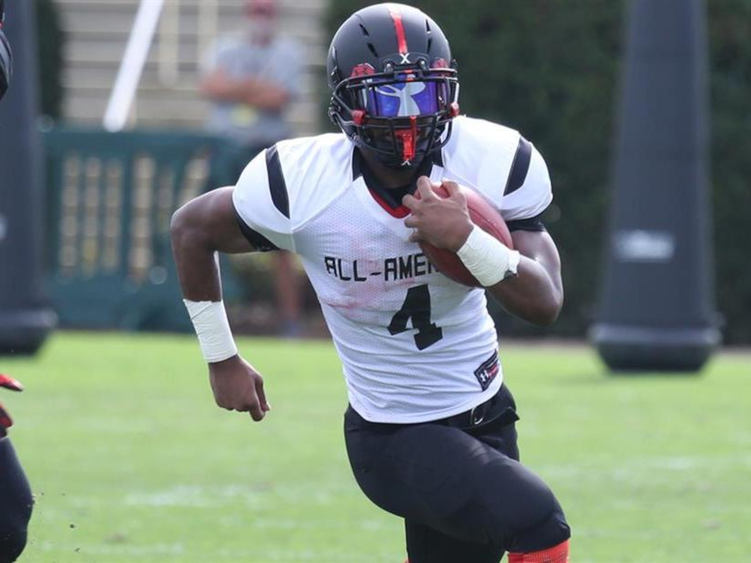 RB Miles Sanders