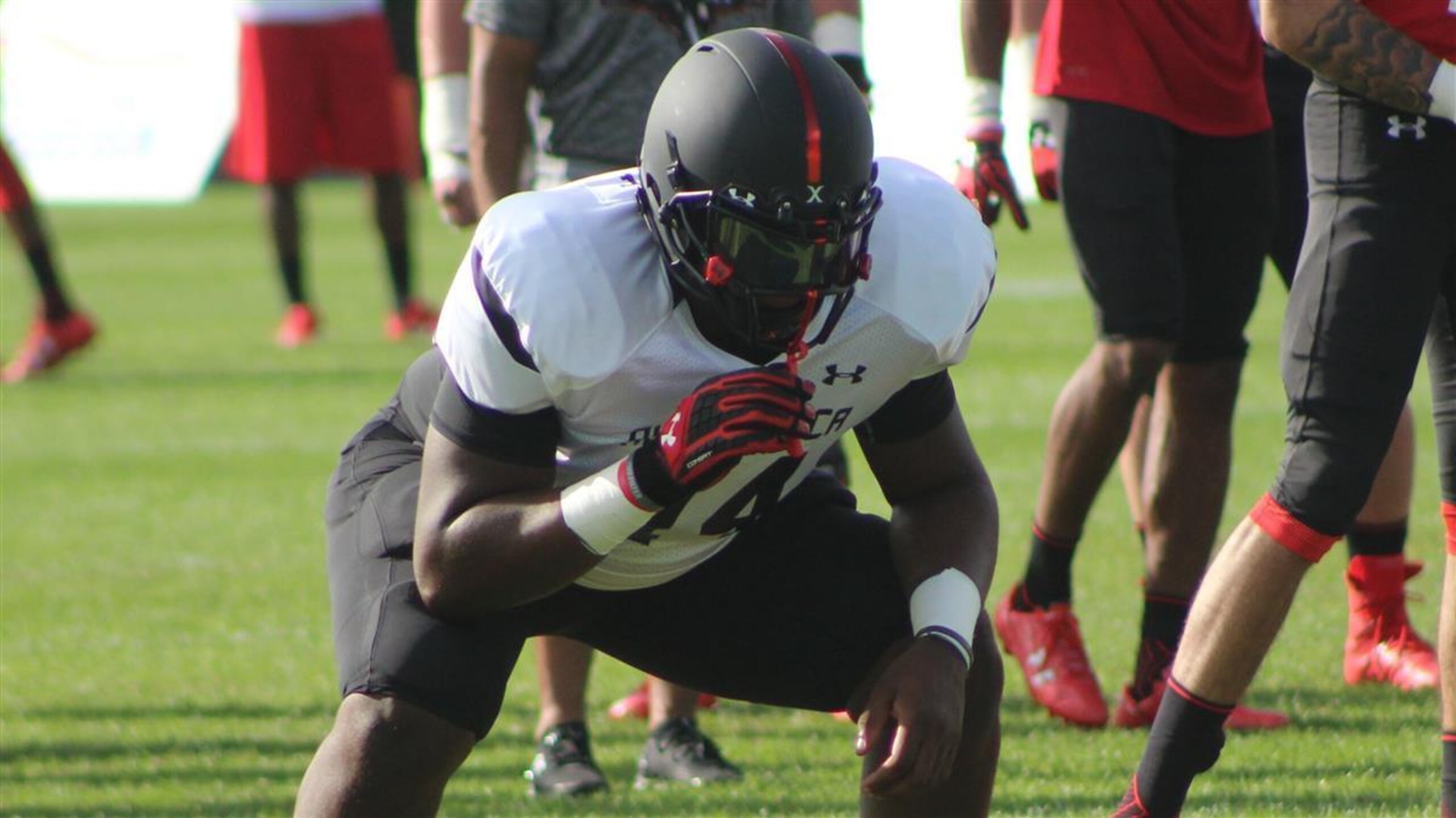 Texas filled a need at offensive line by landing 4-star tackle Jean Delance on Saturday.