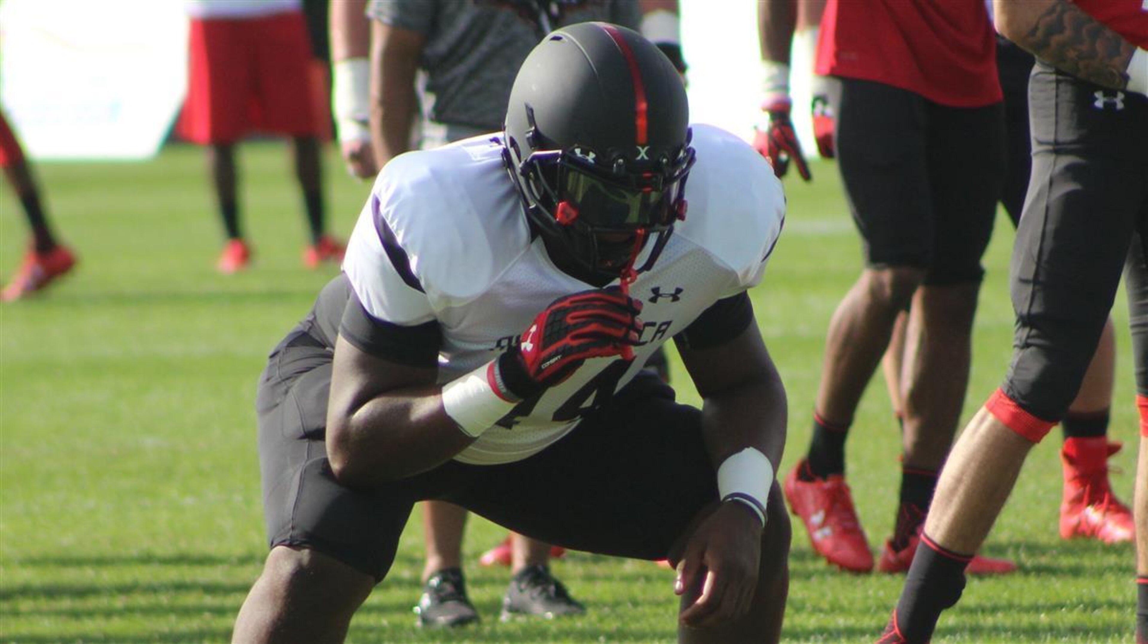 Texas filled a need at offensive line by landing 4-star tackle Jean Delance on Saturday.