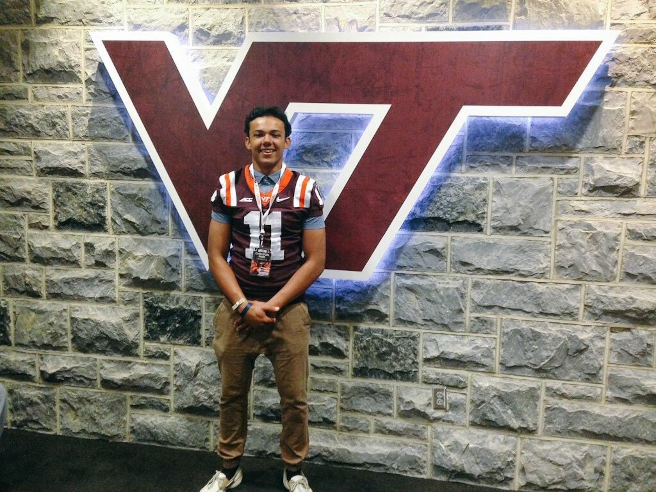 Linebacker Chase Pine