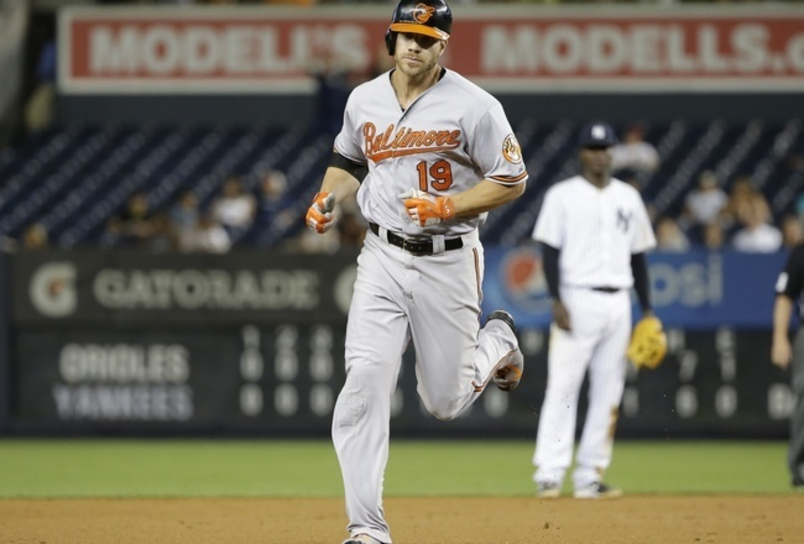 Chris Davis would be a big hit at the Juice Box.