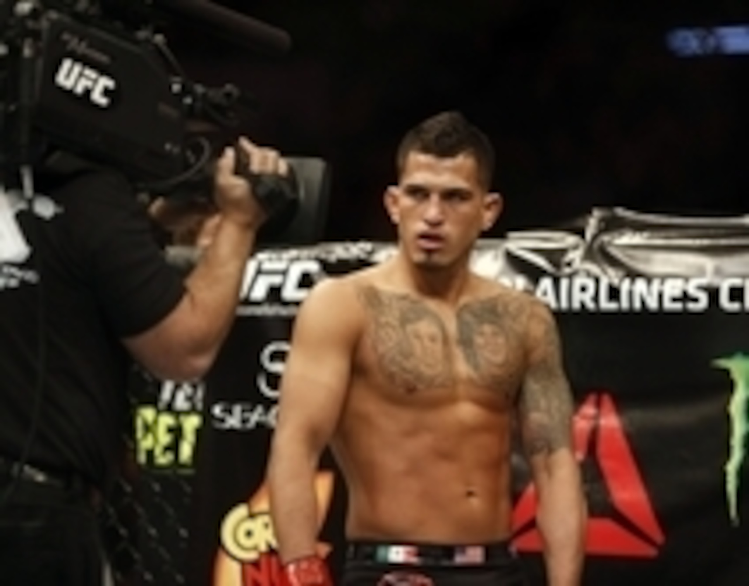 Former champion Pettis returns to action.