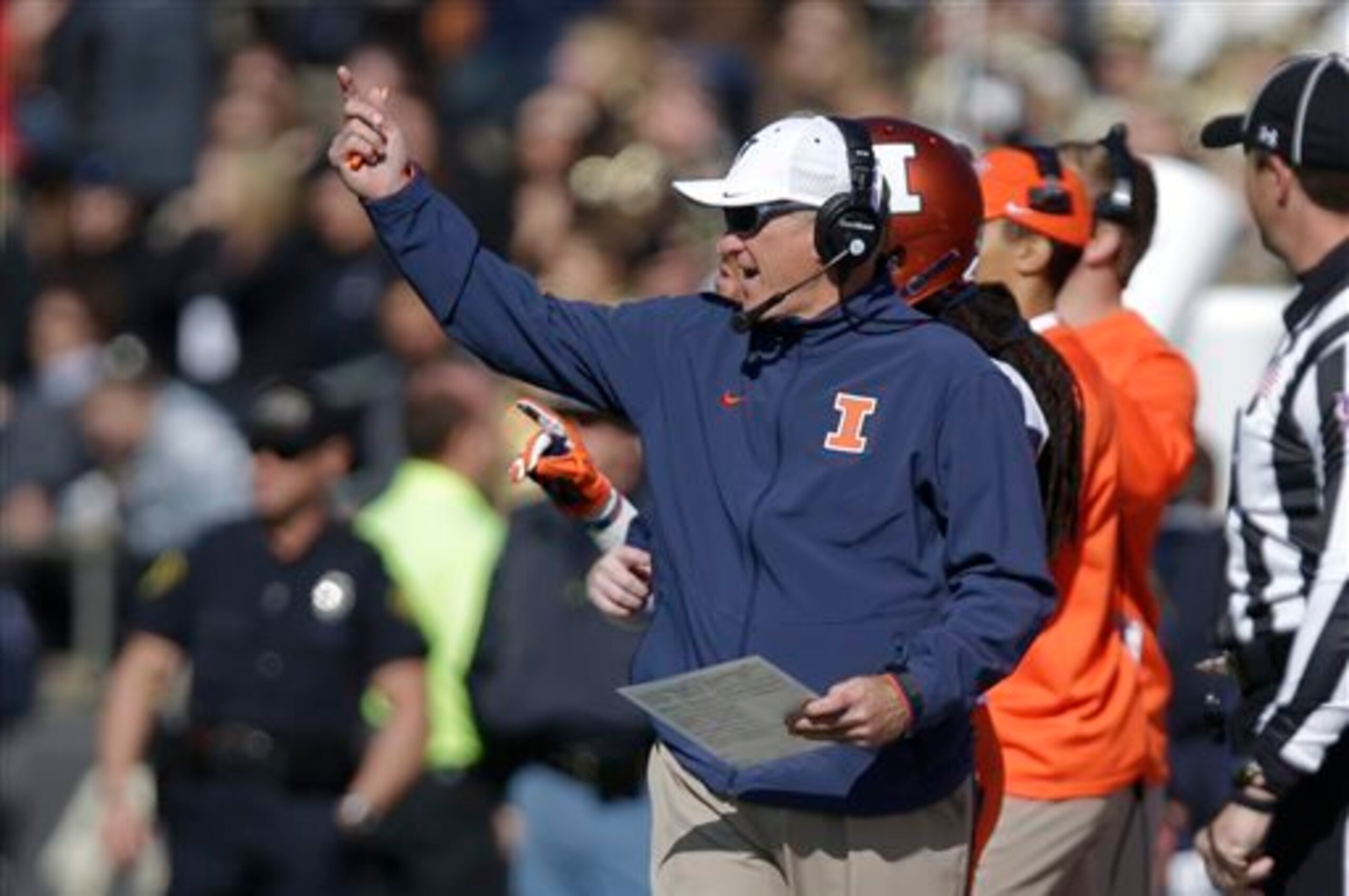 Bill Cubit was a very uninspiring hire for Illinois. Bill Cubit was a very uninspiring hire for Illinois.