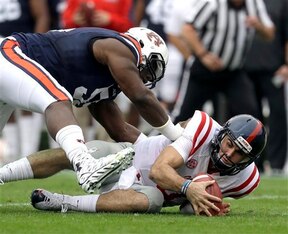 If Carl Lawson is healthy, Auburn's defense could be much better in 2016.