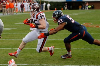 Micah Kiser emerged as a star on Virginia's defense in 2015.