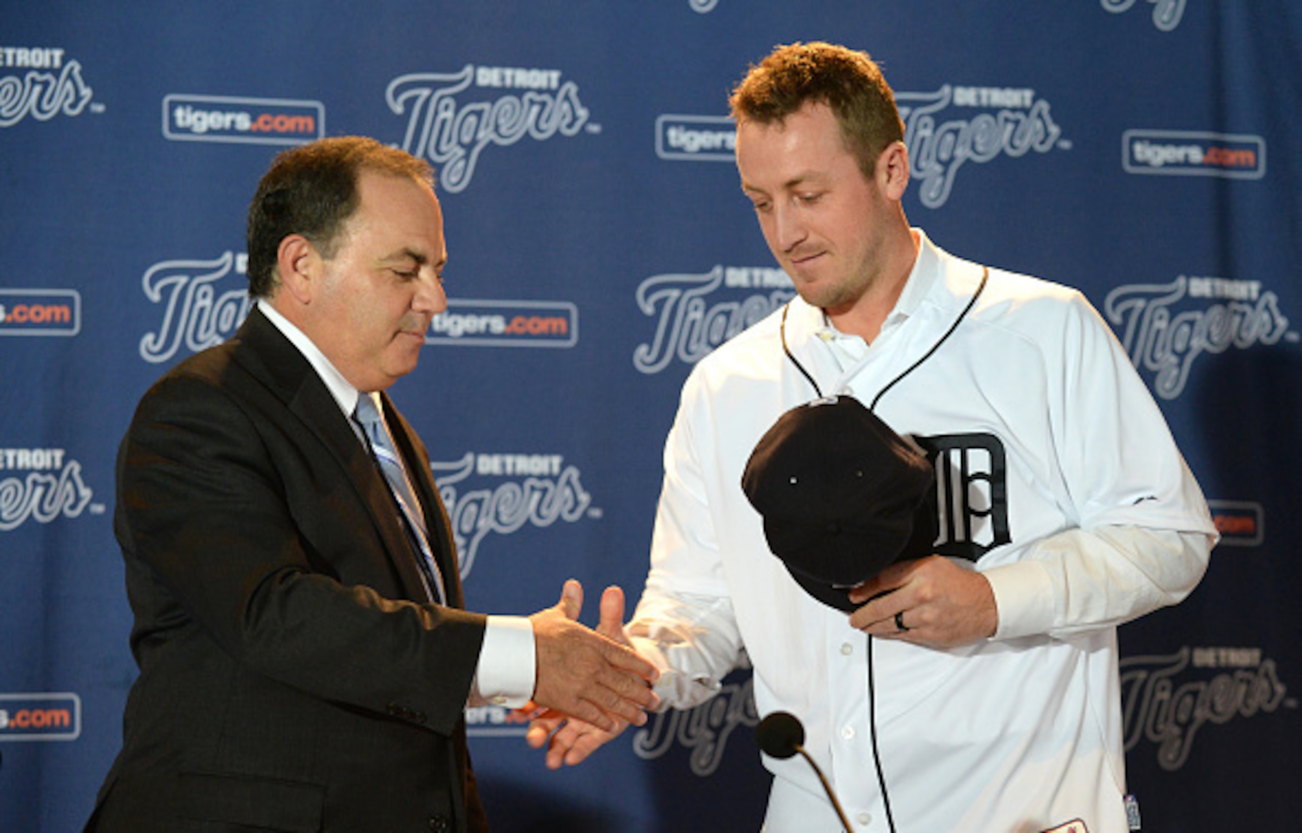 Jordan Zimmermann (right) agreed to a five-year, $110 million contract with the Tigers.