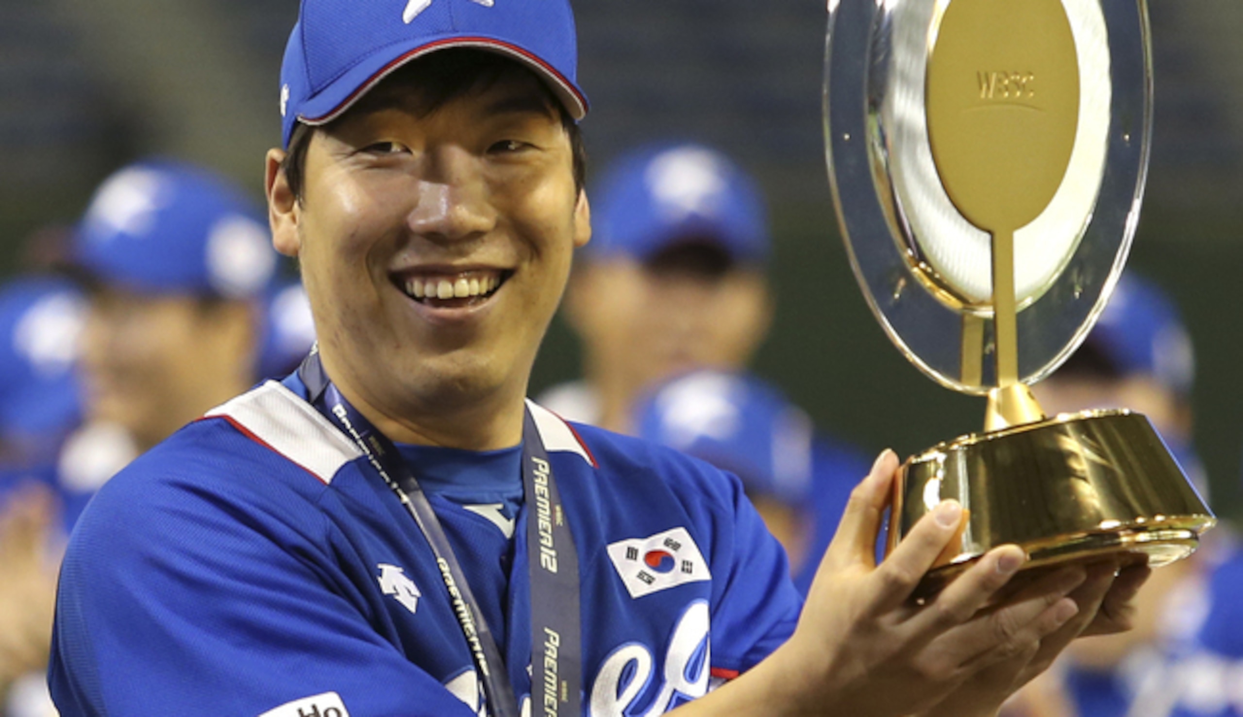 Hyun-Soo Kim arrives in the big leagues with an impressive resume.