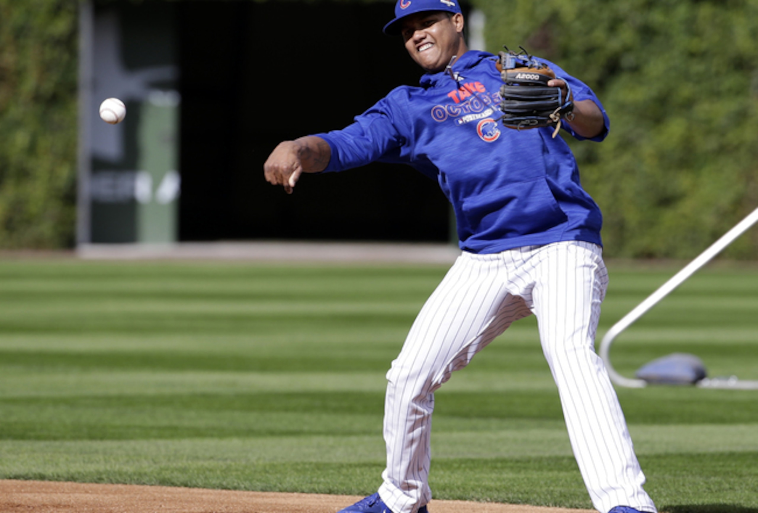 Starlin Castro provides the New York Yankees with a much-needed upgrade at second base.