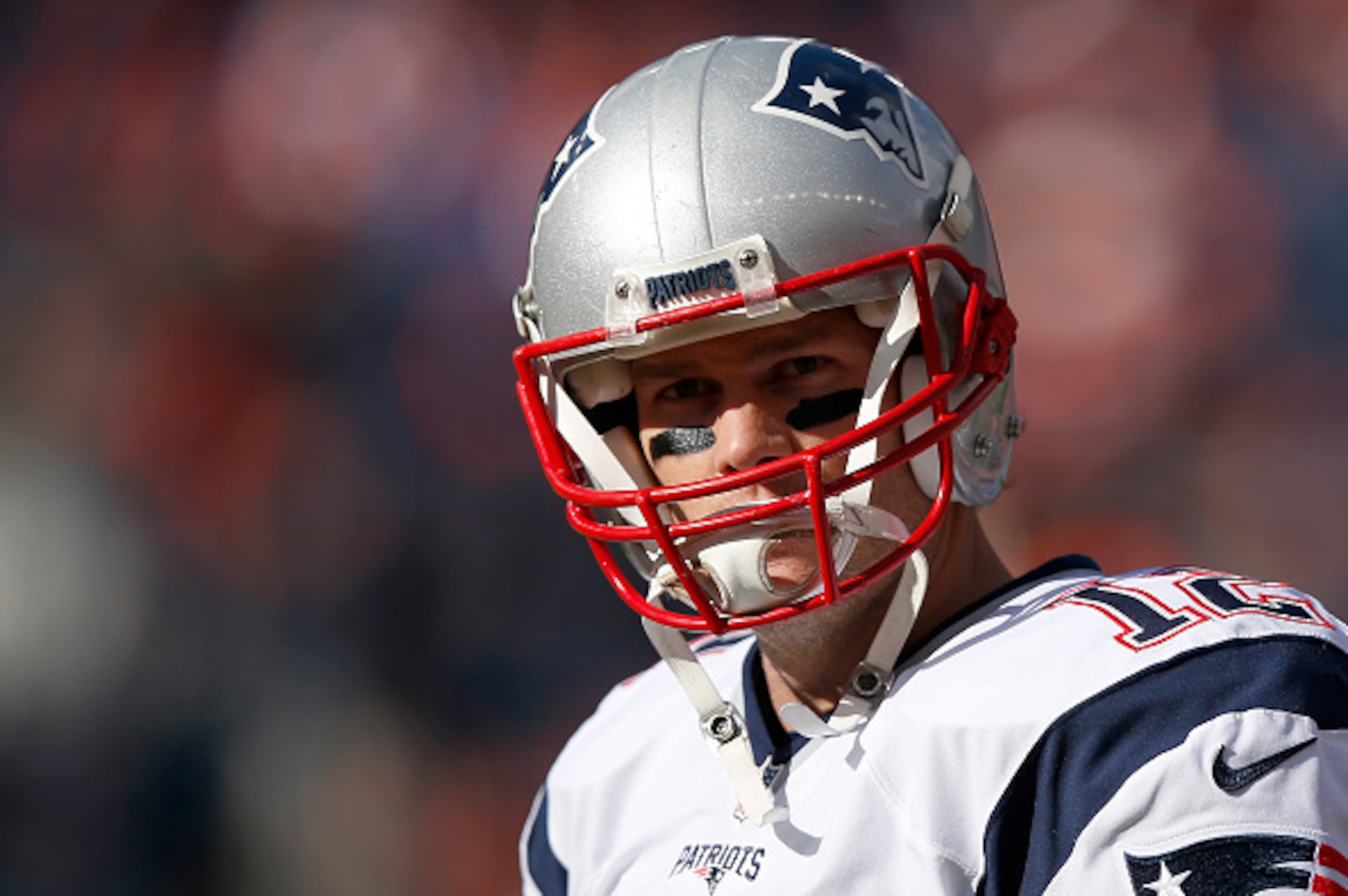 DENVER, CO - JANUARY 24:  Tom Brady #12 of the New England Patriots warms up prior to the AFC Championship game against the Denver Broncos at Sports Authority Field at Mile High on January 24, 2016 in Denver, Colorado.  (Photo by Ezra Shaw/Getty Images)