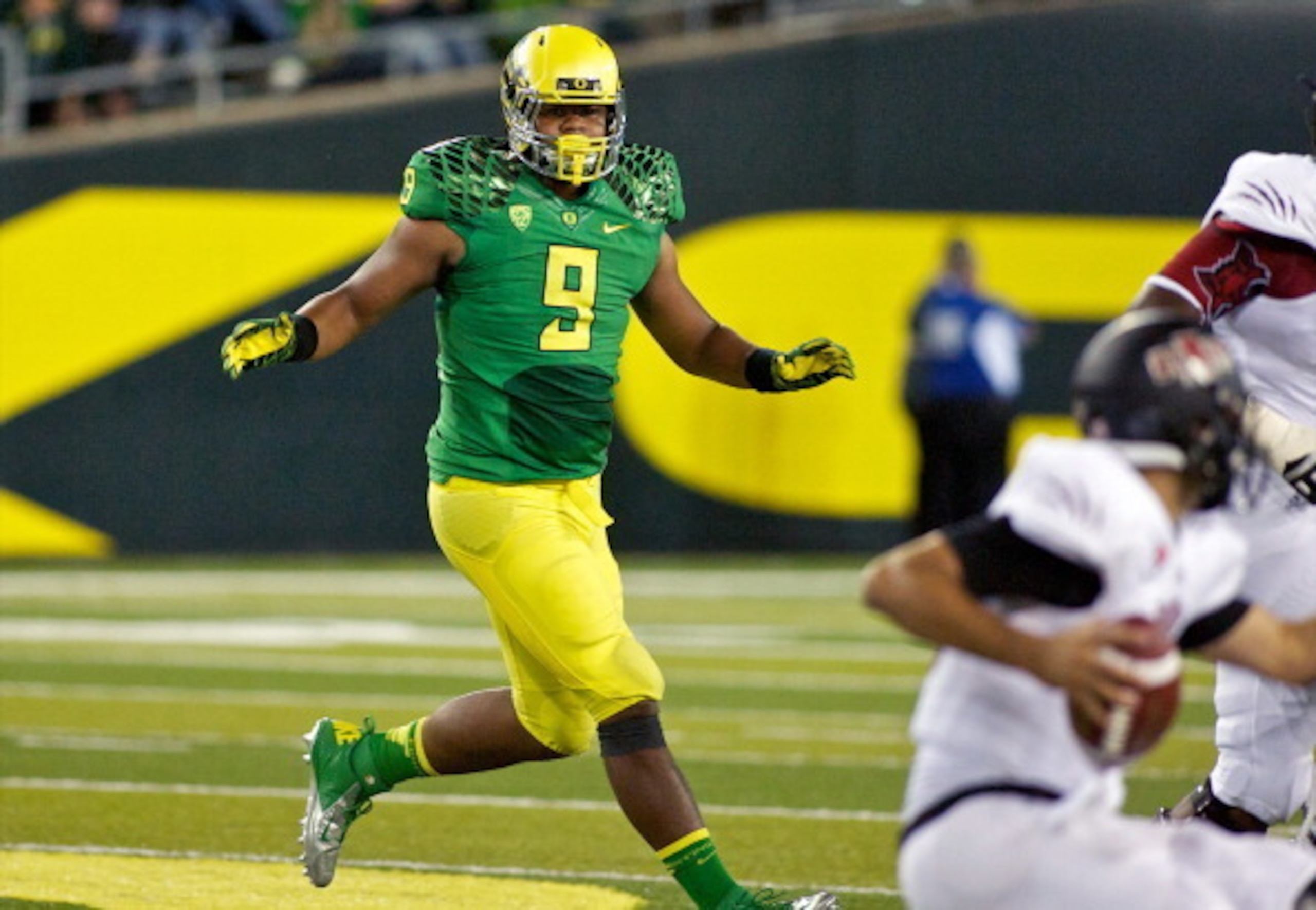 Former Oregon DL Arik Armstead