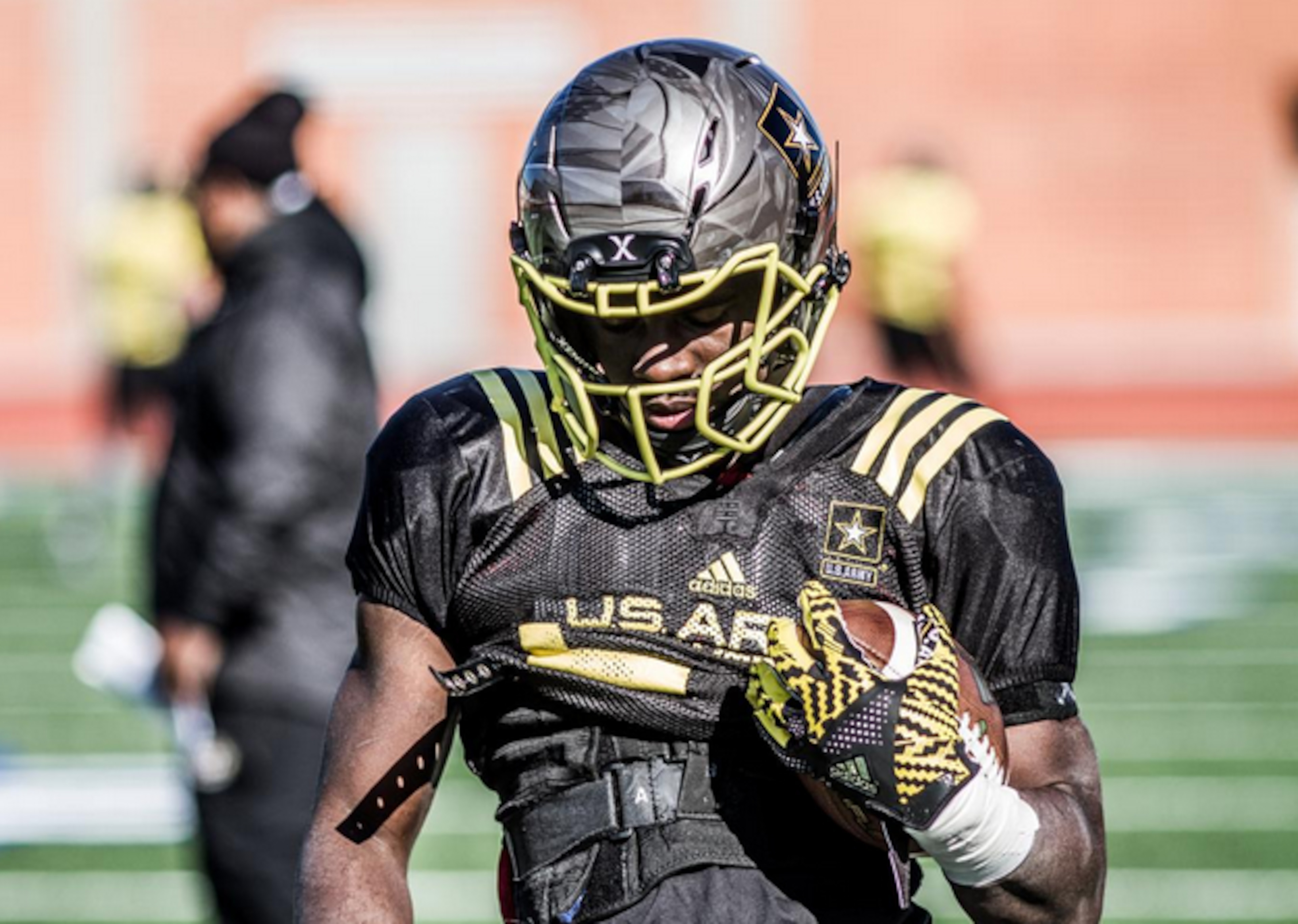 APB Tavien Feaster