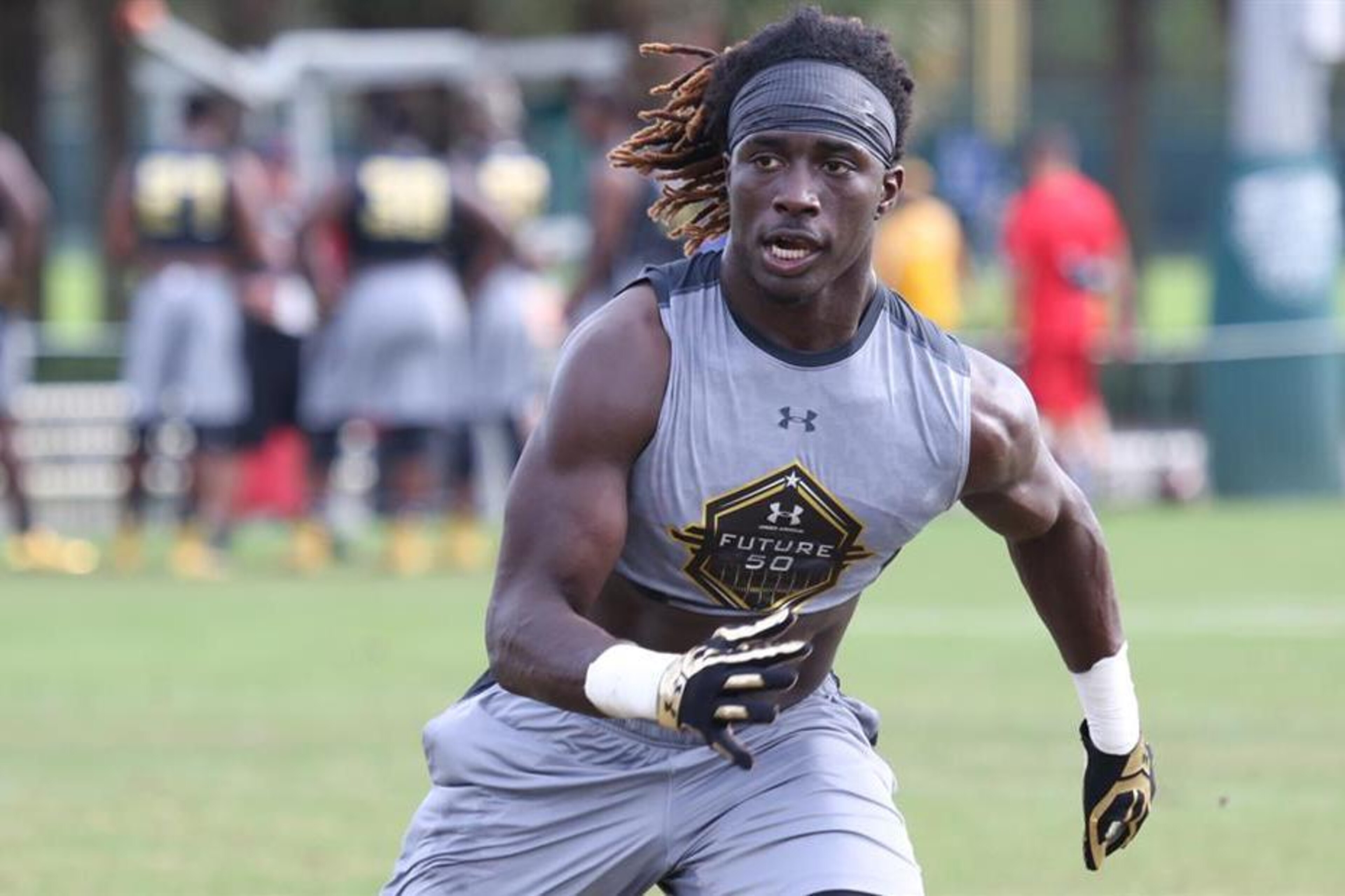 5-Star LB Dylan Moses is the nation's top overall prospect in the 2017 class.