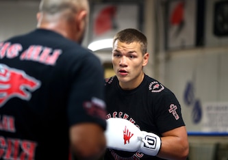 Fedor Chudinov defends his WBA title on German soil.