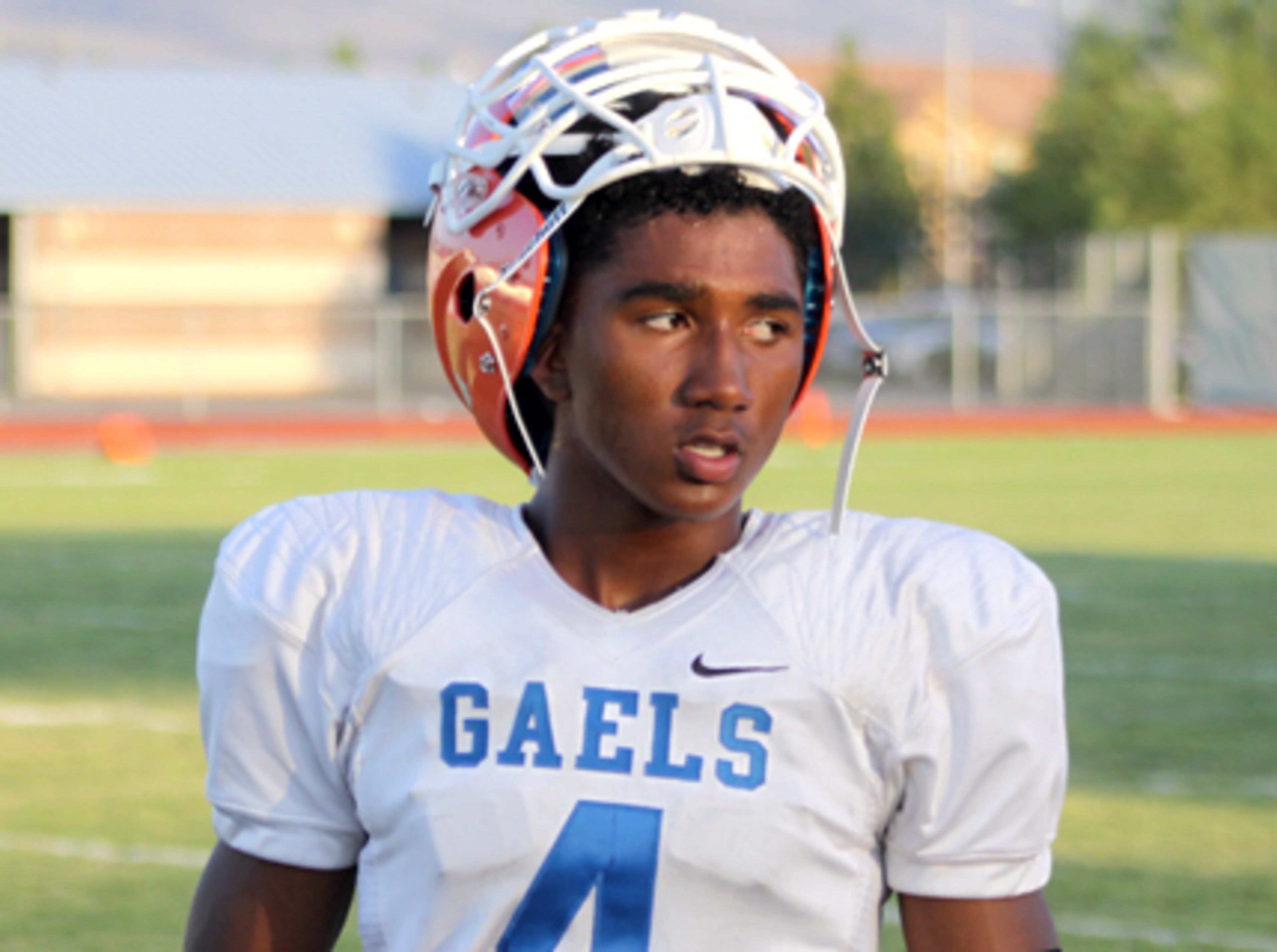 CB Alex Perry