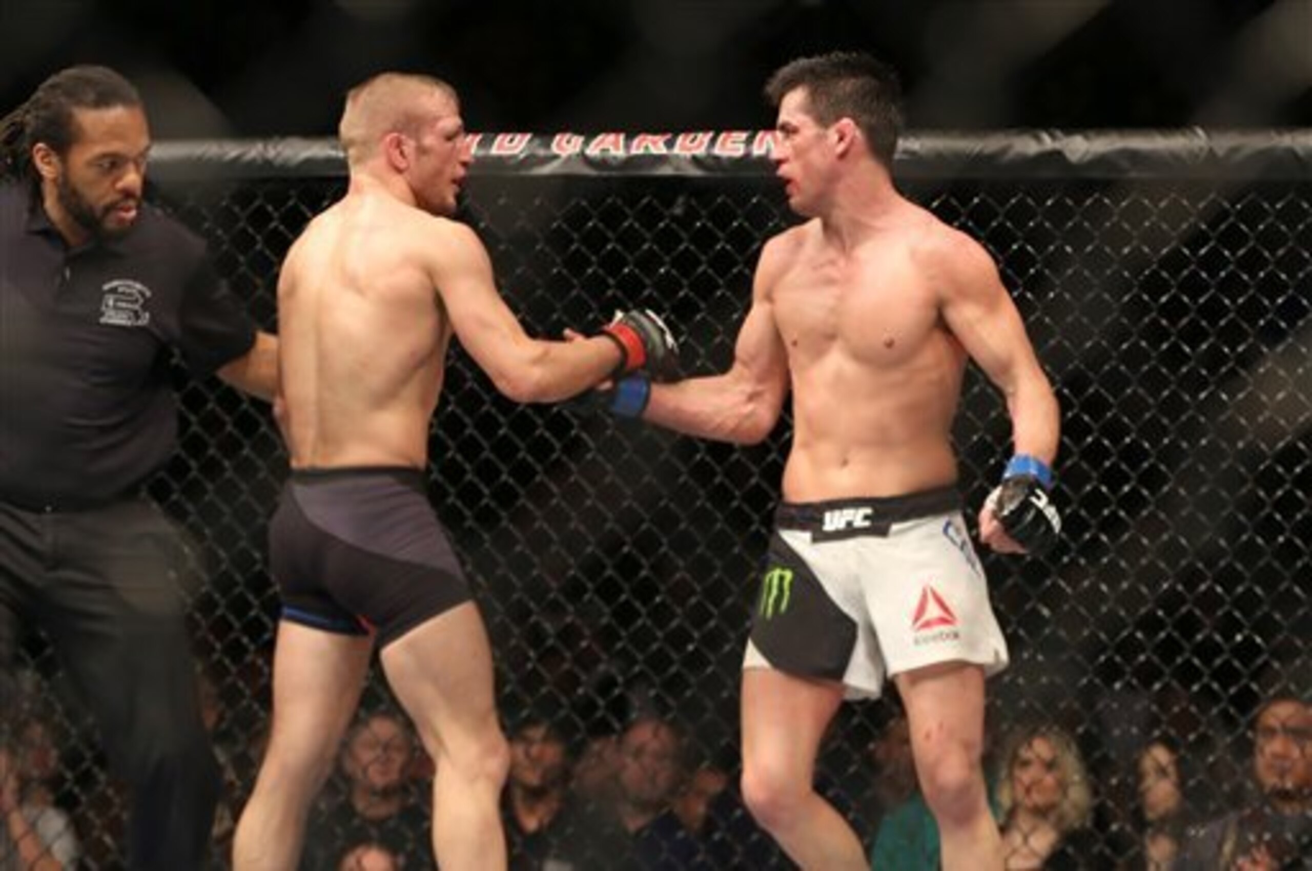 Dominick Cruz emerged victorious in a tight decision over T.J. Dillashaw.
