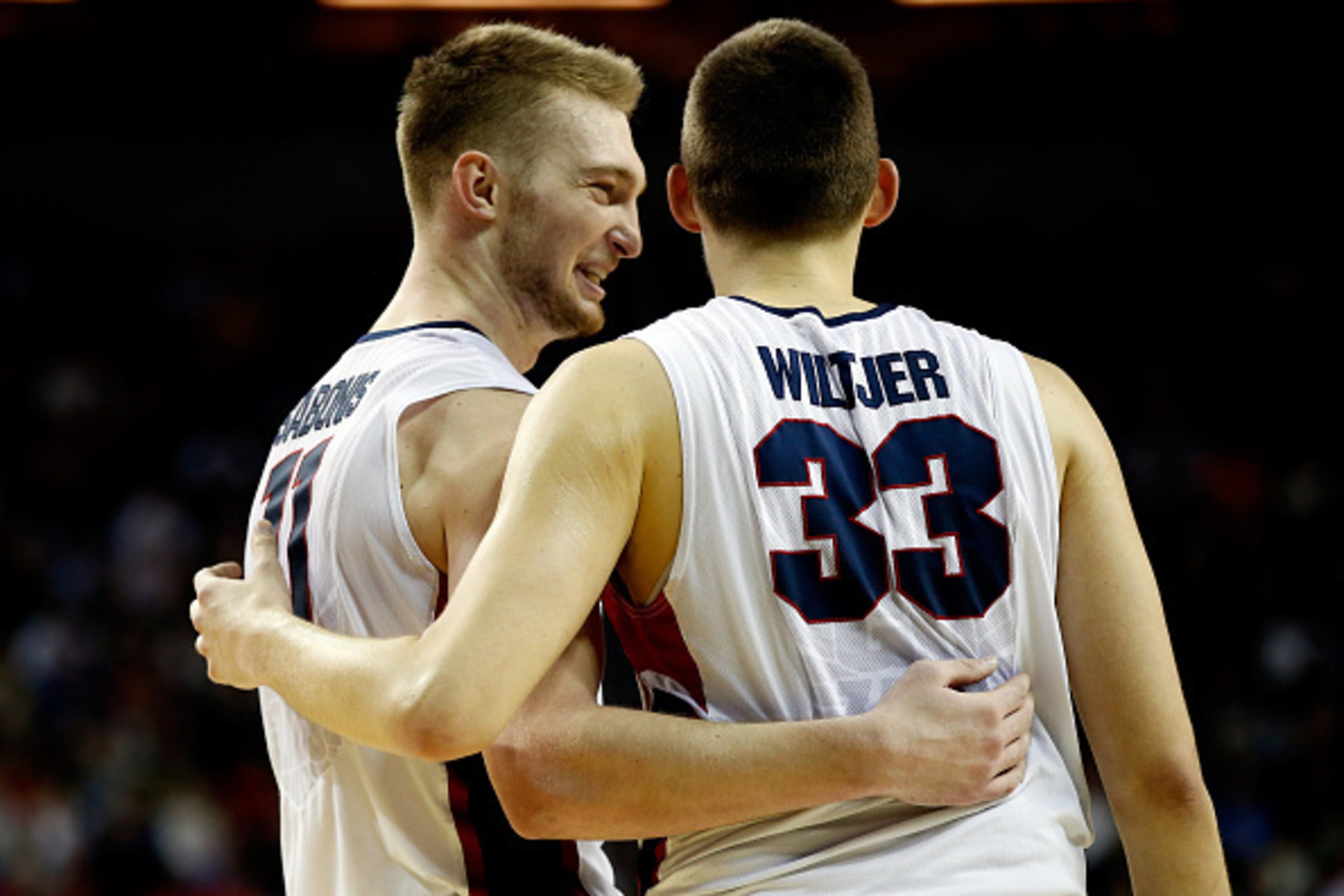 Domantas Sabonis (left) and Kyle Wiltjer