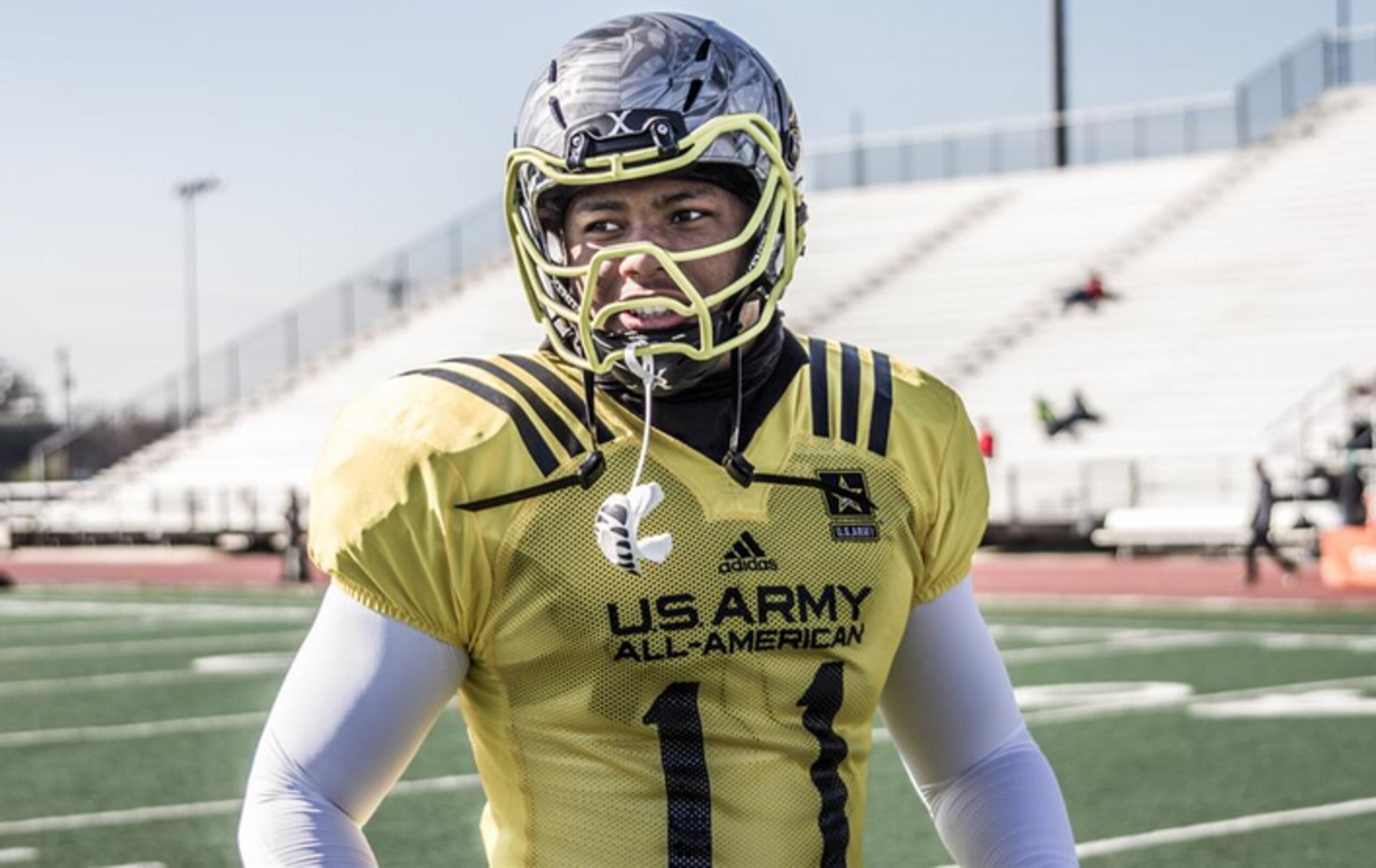 LB Mique Juarez LB Mique Juarez