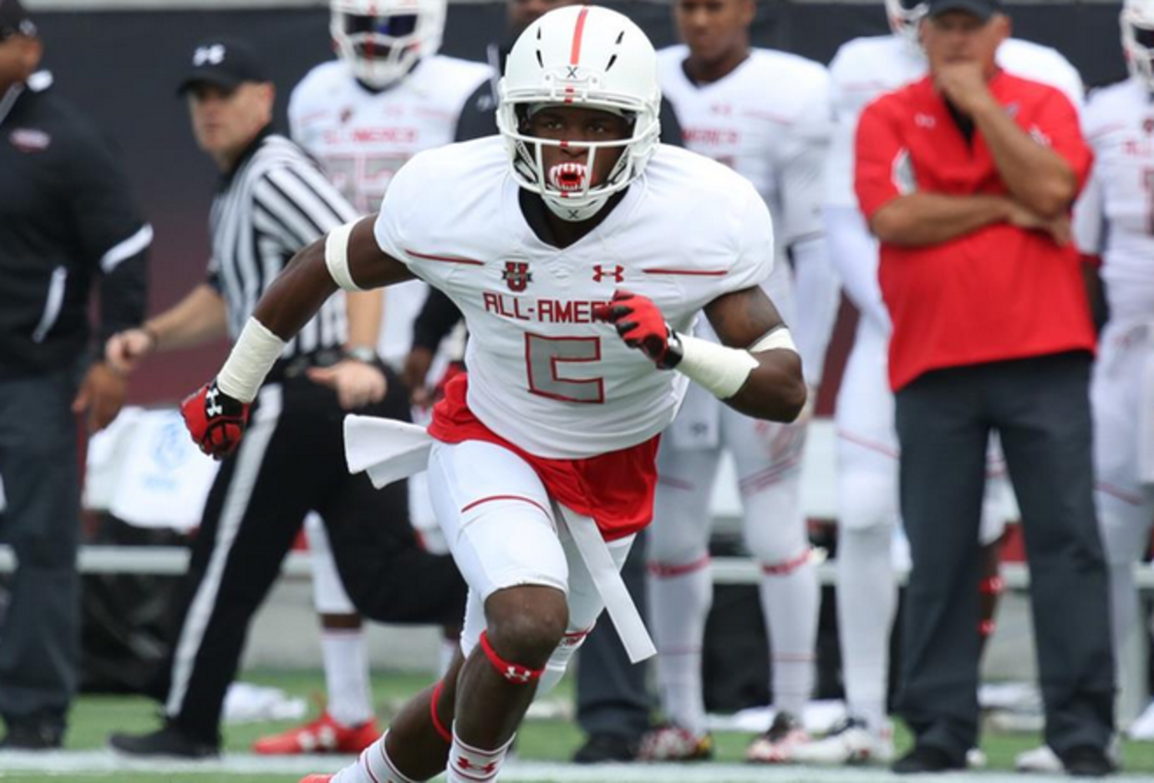 CB Levonta Taylor CB Levonta Taylor