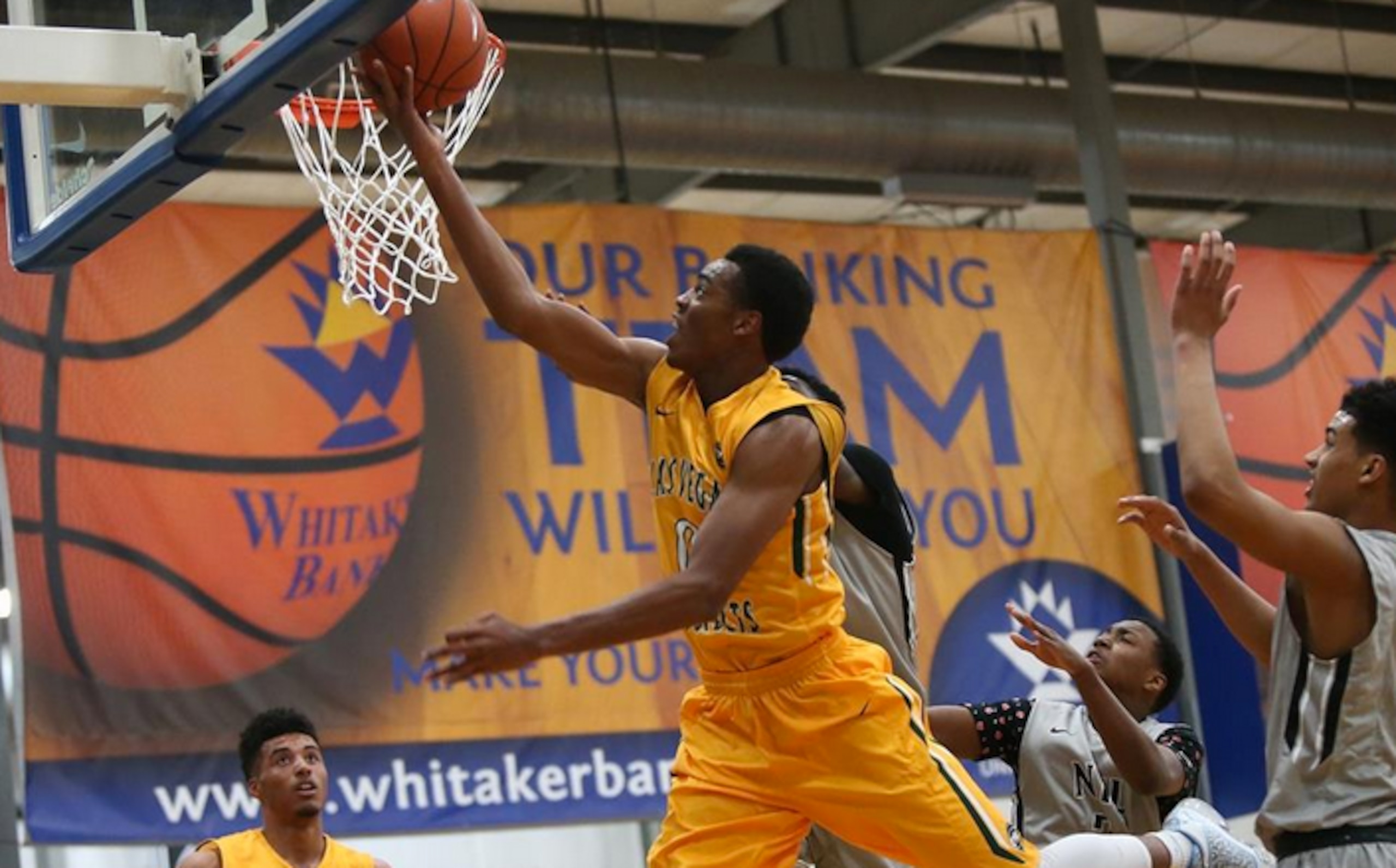 2017 PG prospect Troy Brown