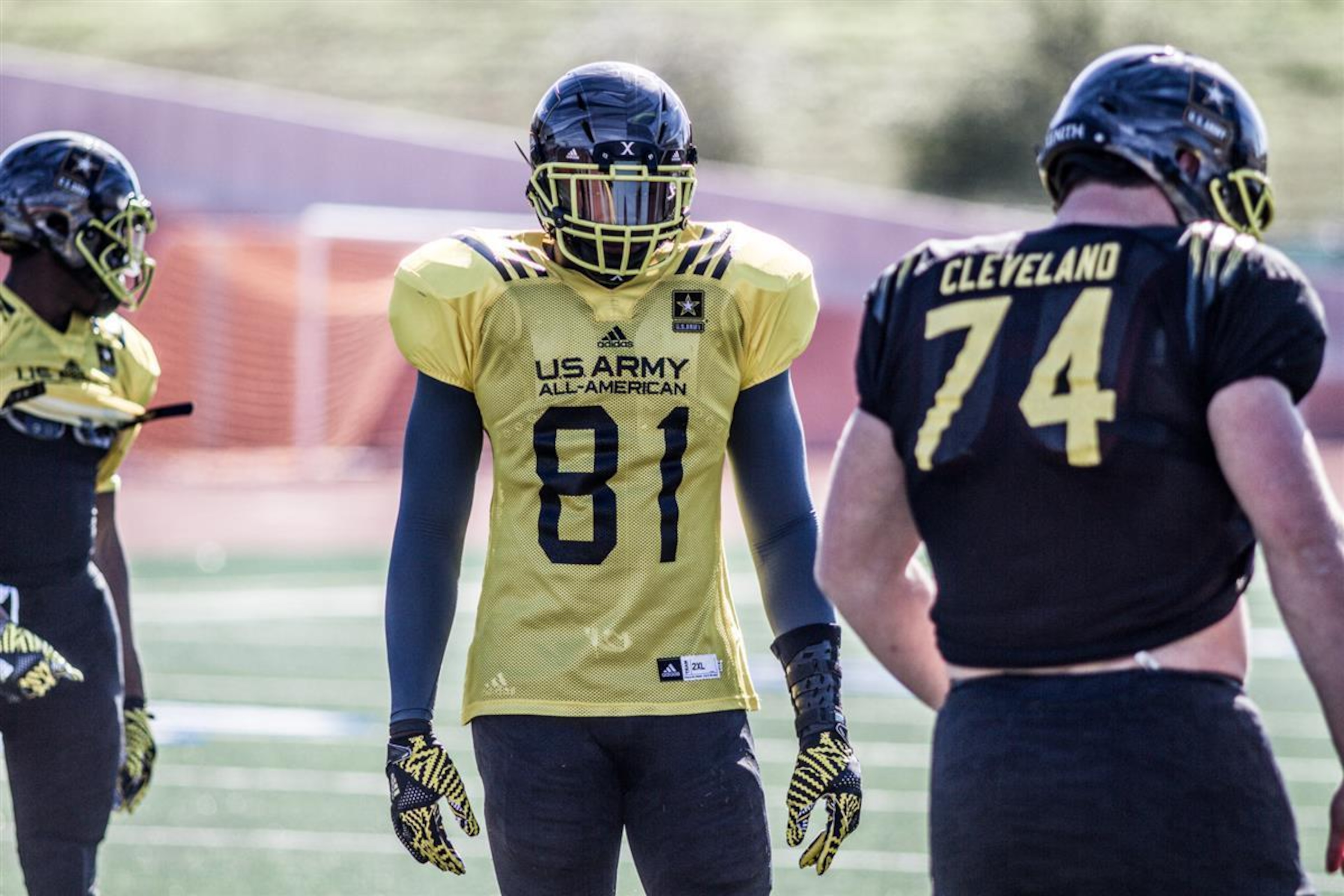 Janarius Robinson decided to stay in the Panhandle and play for Florida State.