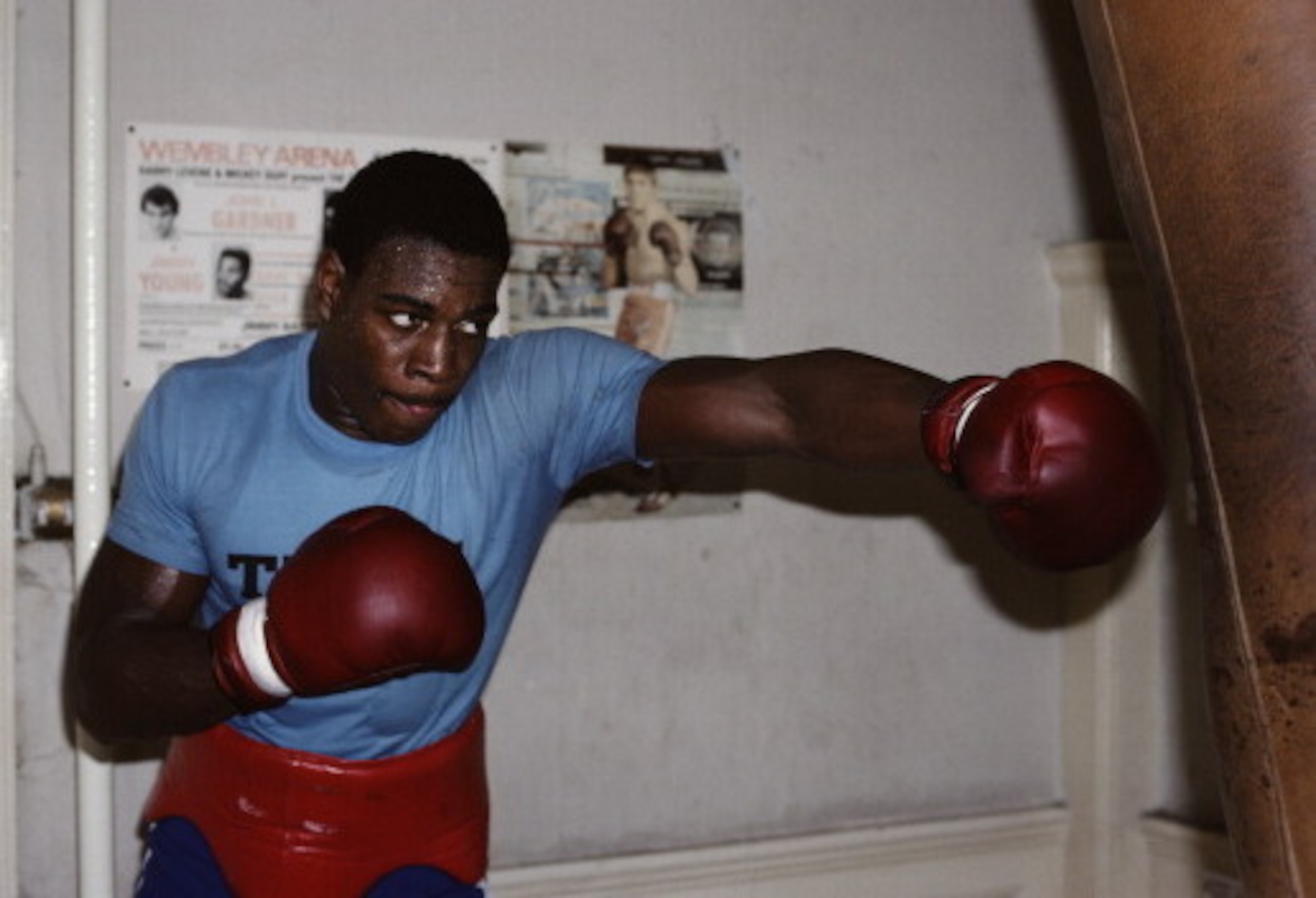 Frank Bruno works the heavy bag back in 1983.